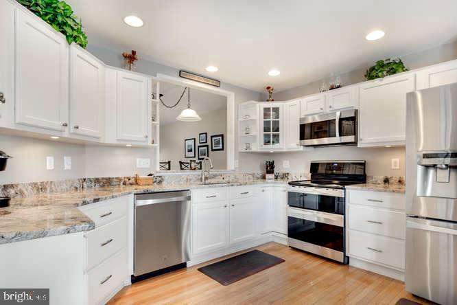 ANCHORAGE - Residential