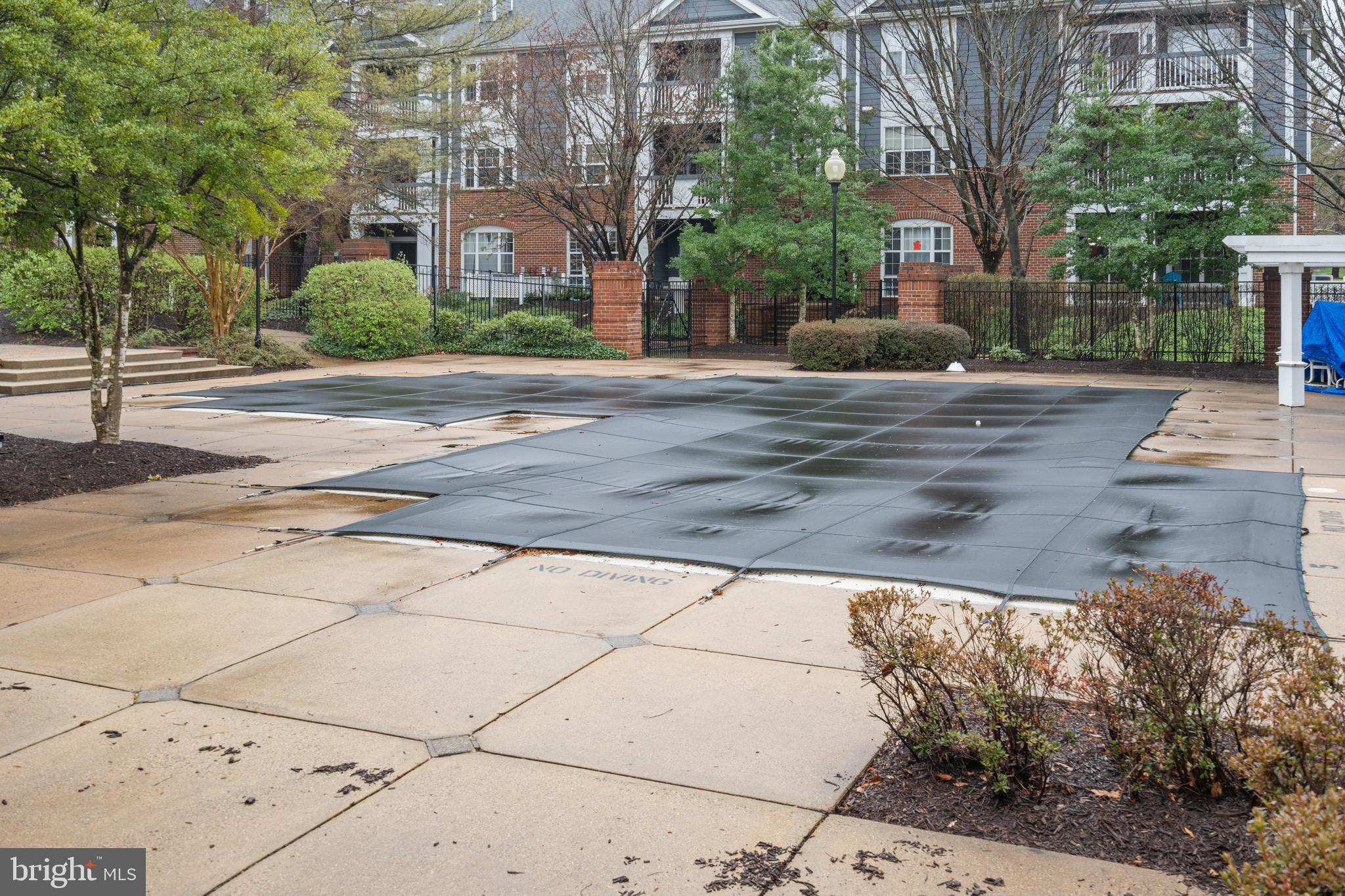 SOUTH GLEN - Residential