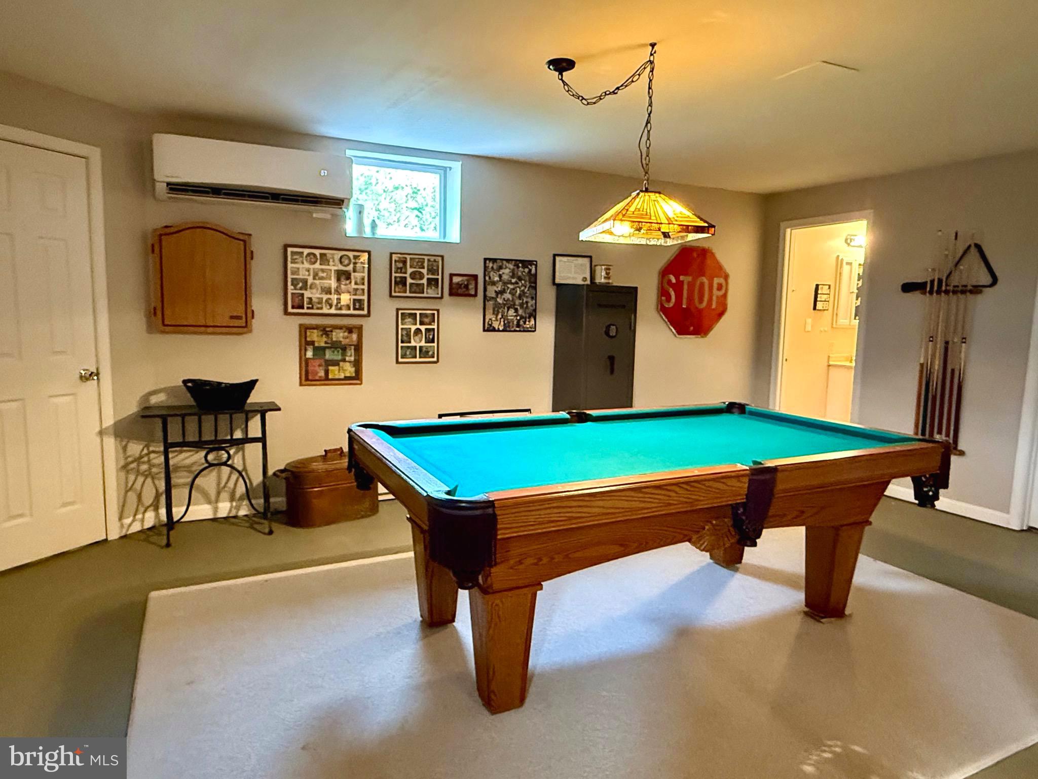 WOODBRIER MANOR - Residential