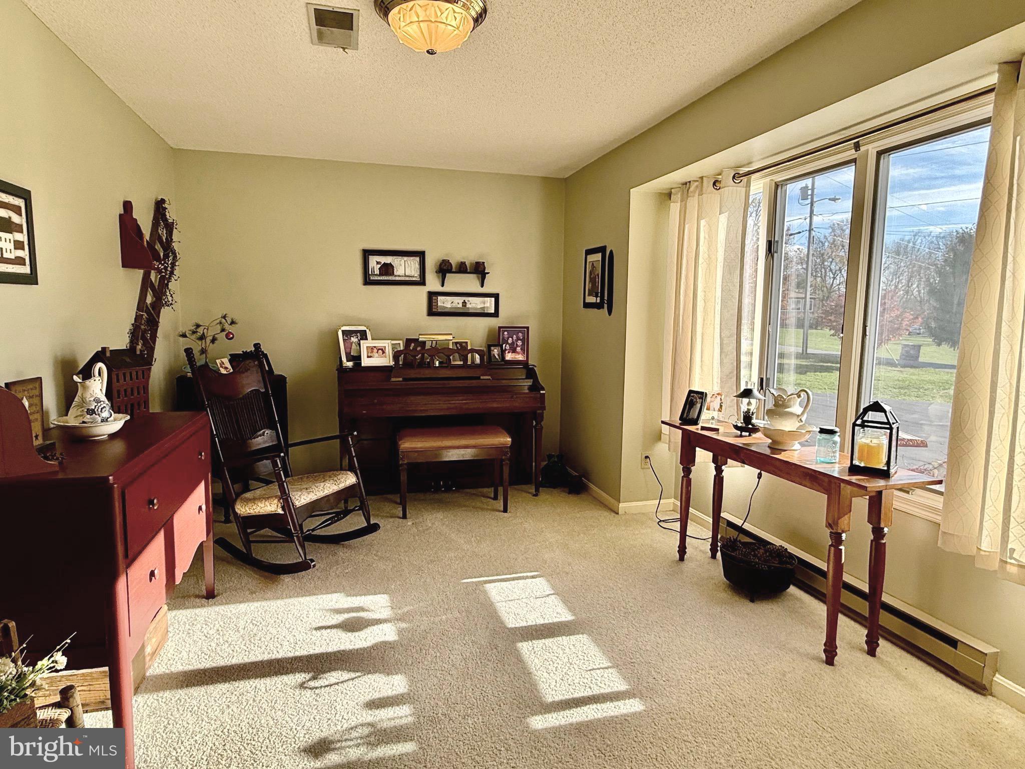 WOODBRIER MANOR - Residential