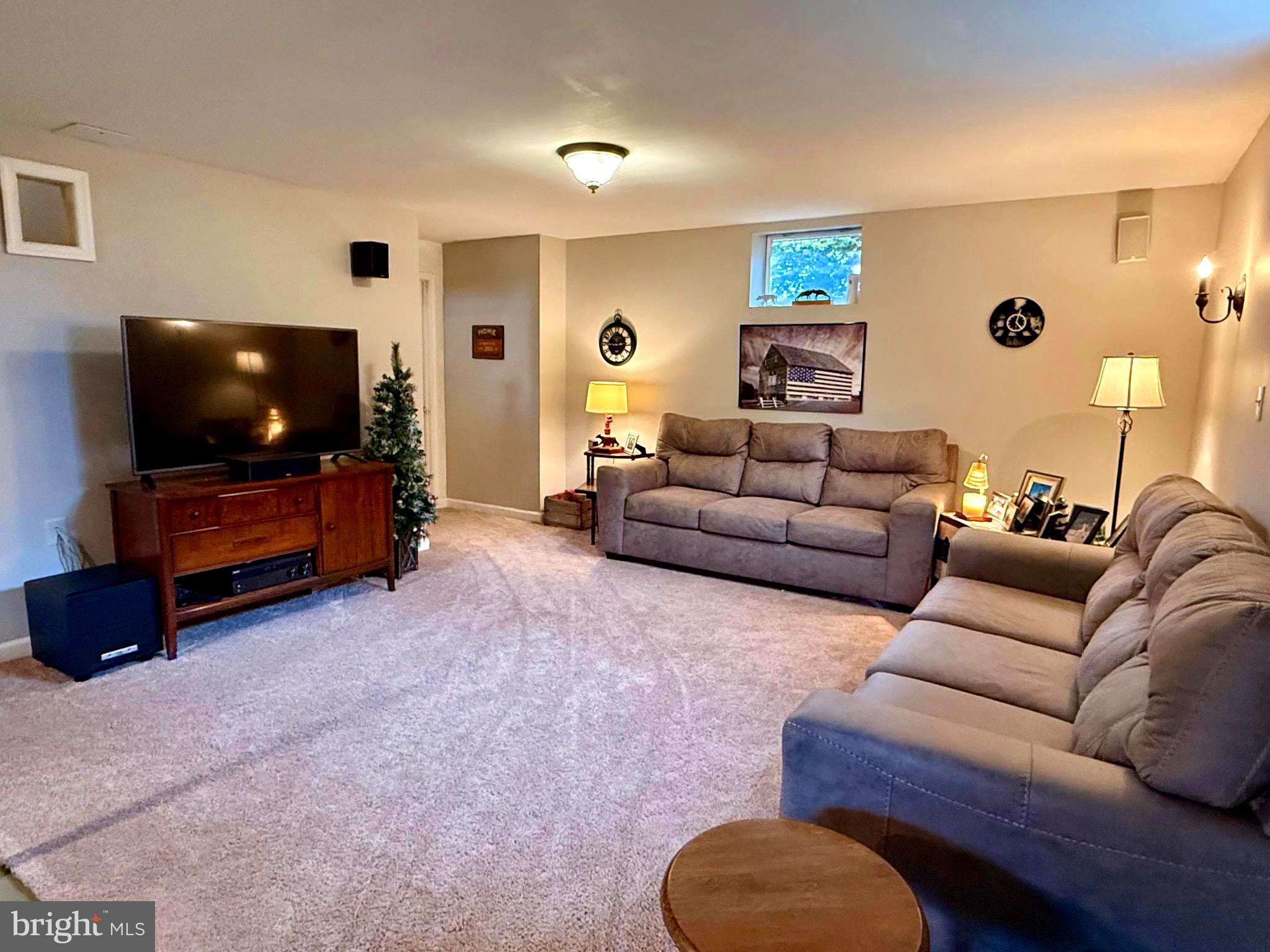 WOODBRIER MANOR - Residential