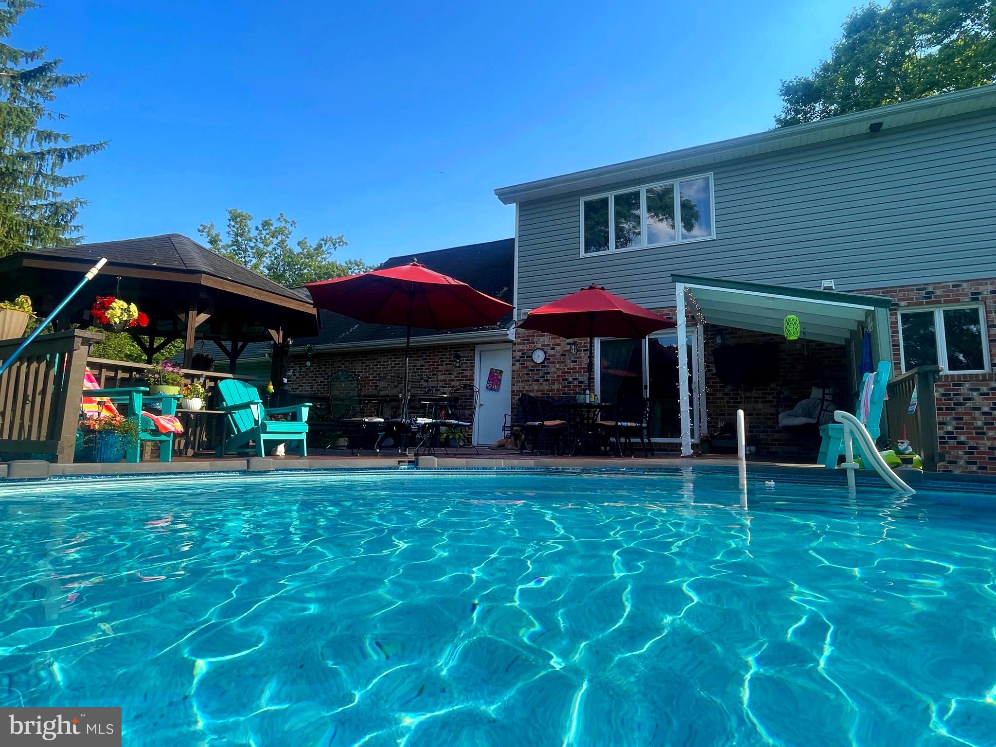 WOODBRIER MANOR - Residential