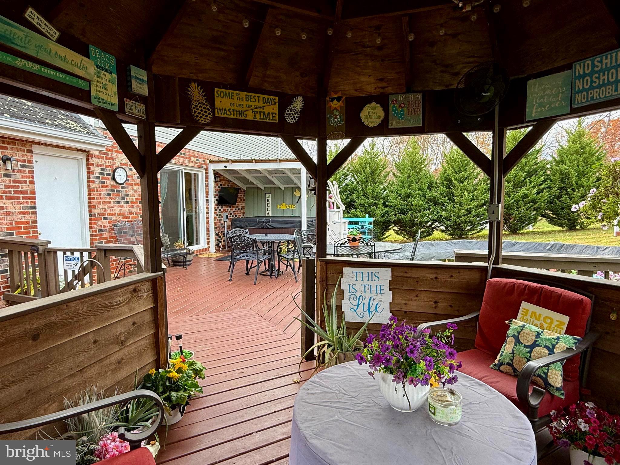 WOODBRIER MANOR - Residential