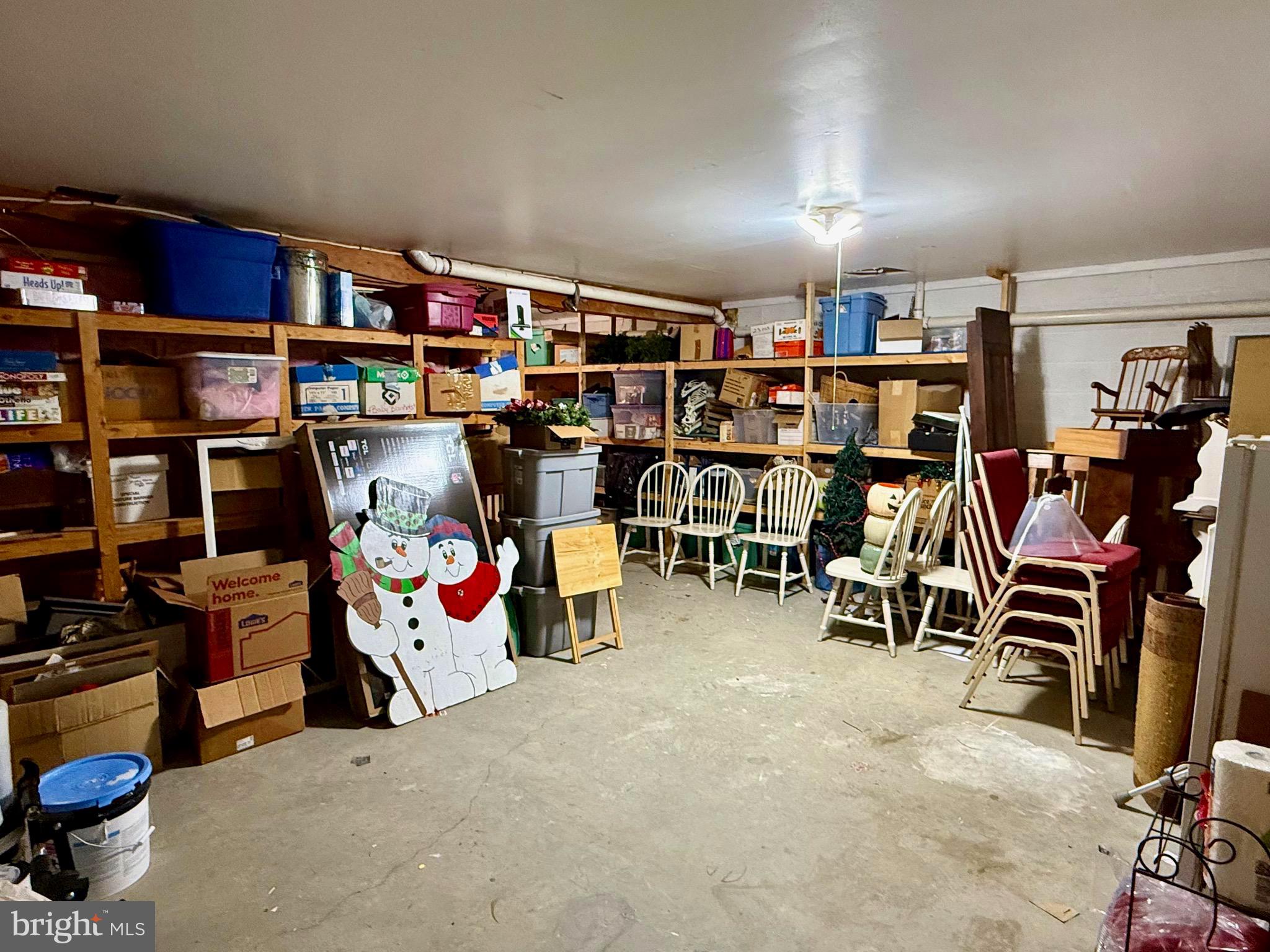 WOODBRIER MANOR - Residential