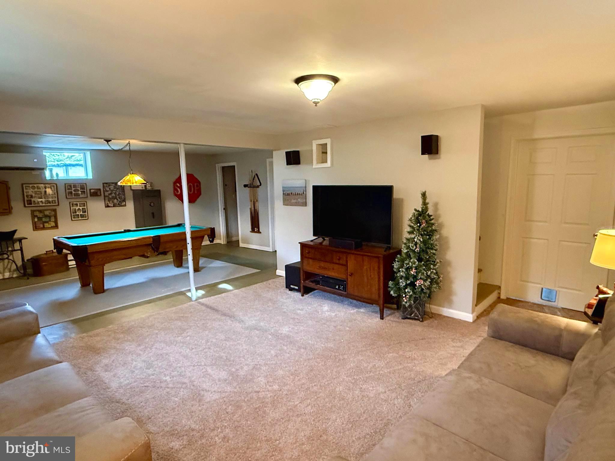 WOODBRIER MANOR - Residential