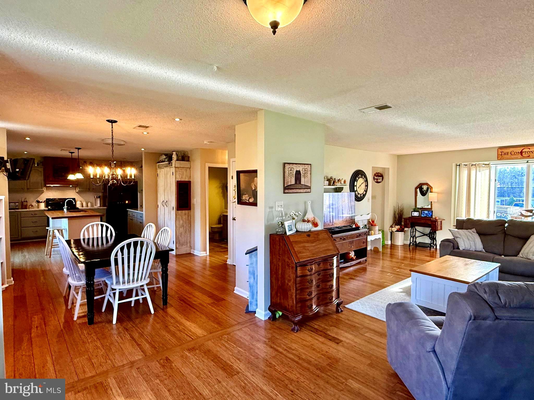 WOODBRIER MANOR - Residential