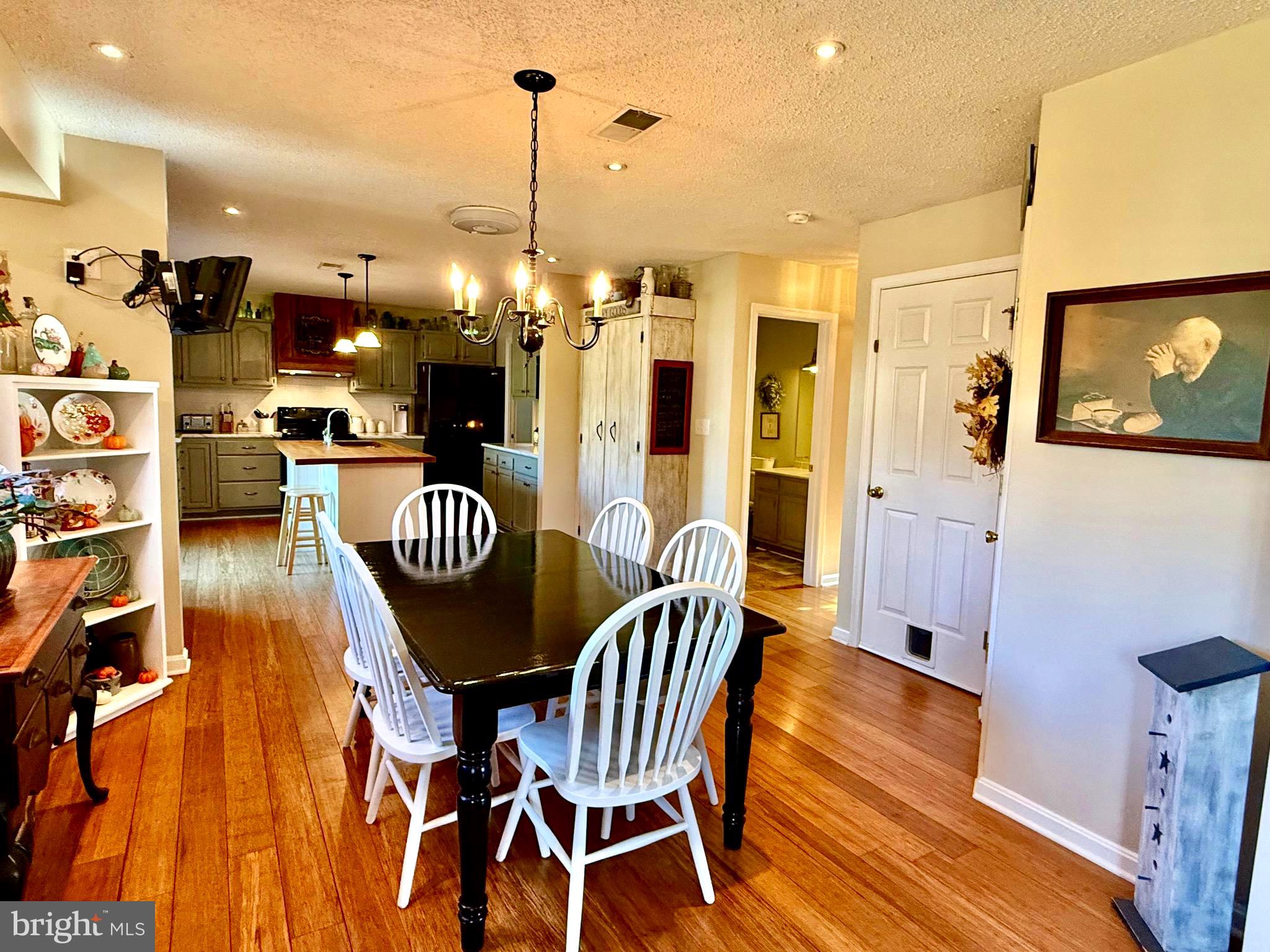 WOODBRIER MANOR - Residential