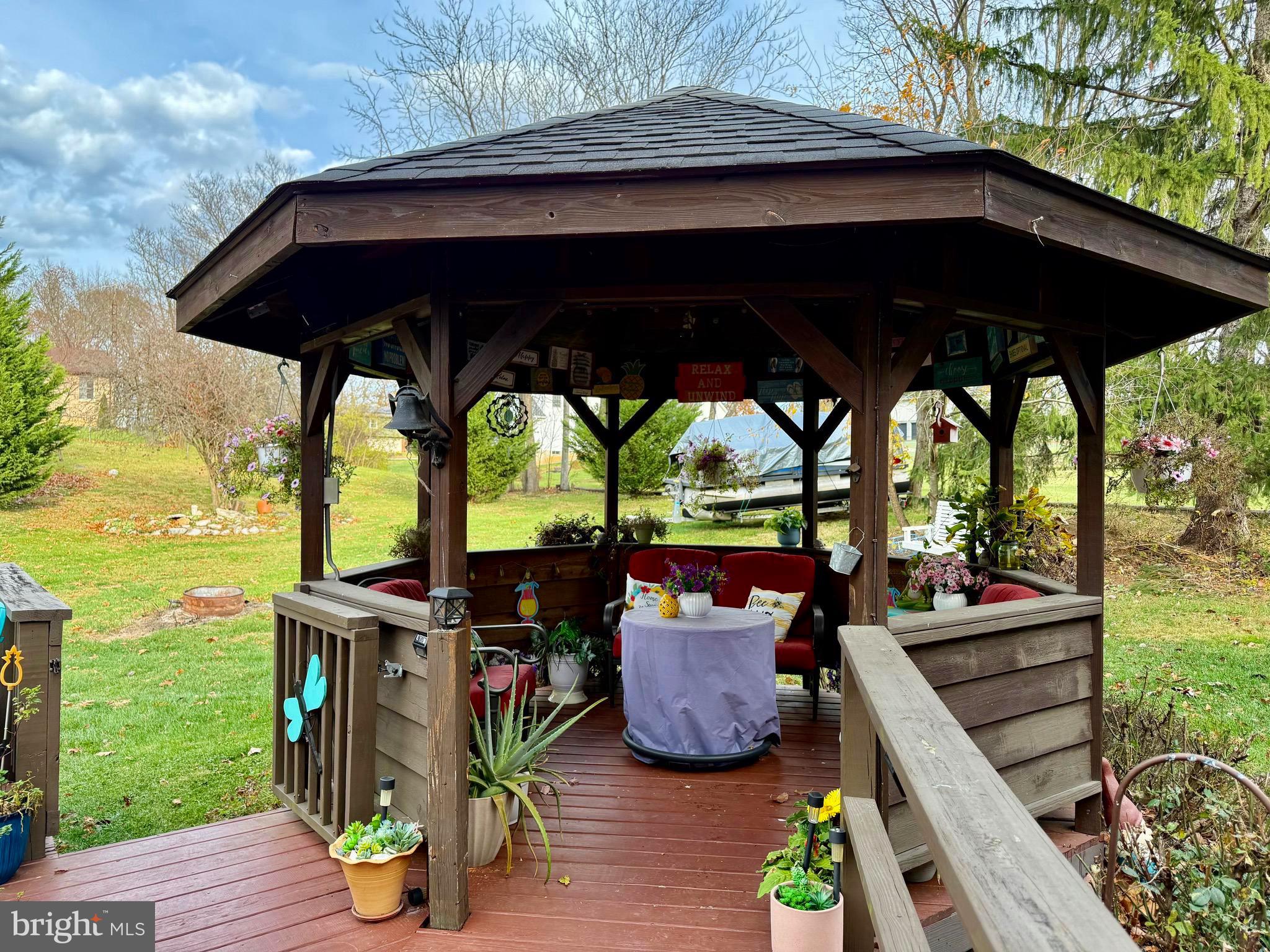 WOODBRIER MANOR - Residential