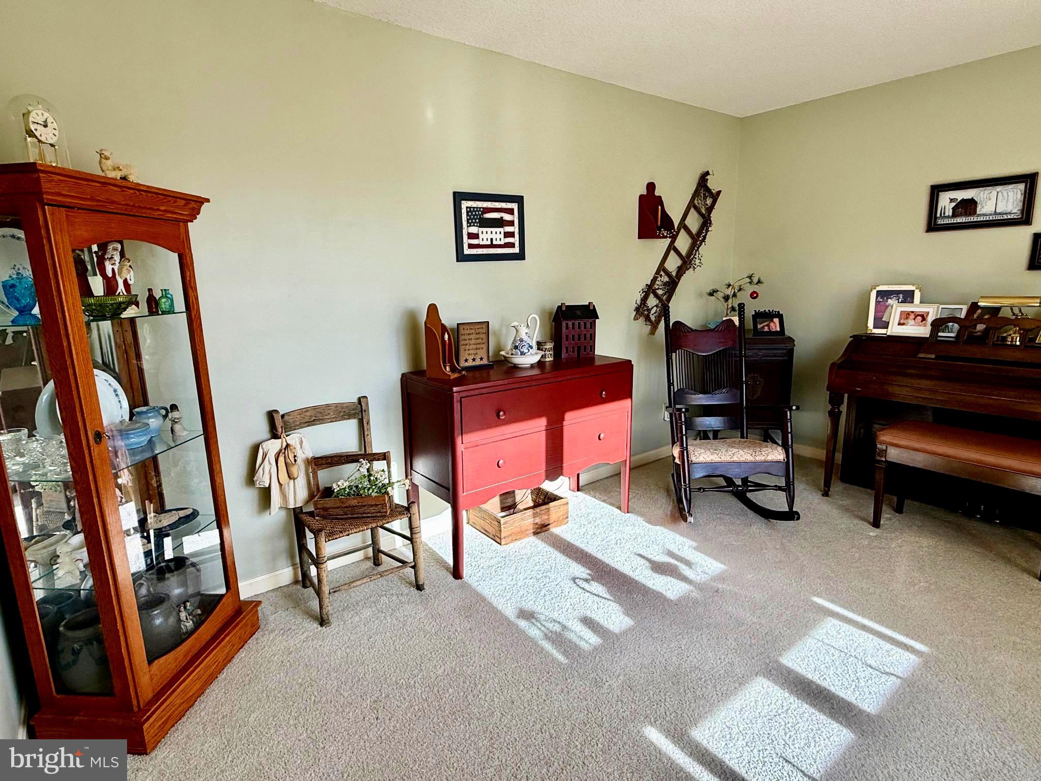 WOODBRIER MANOR - Residential