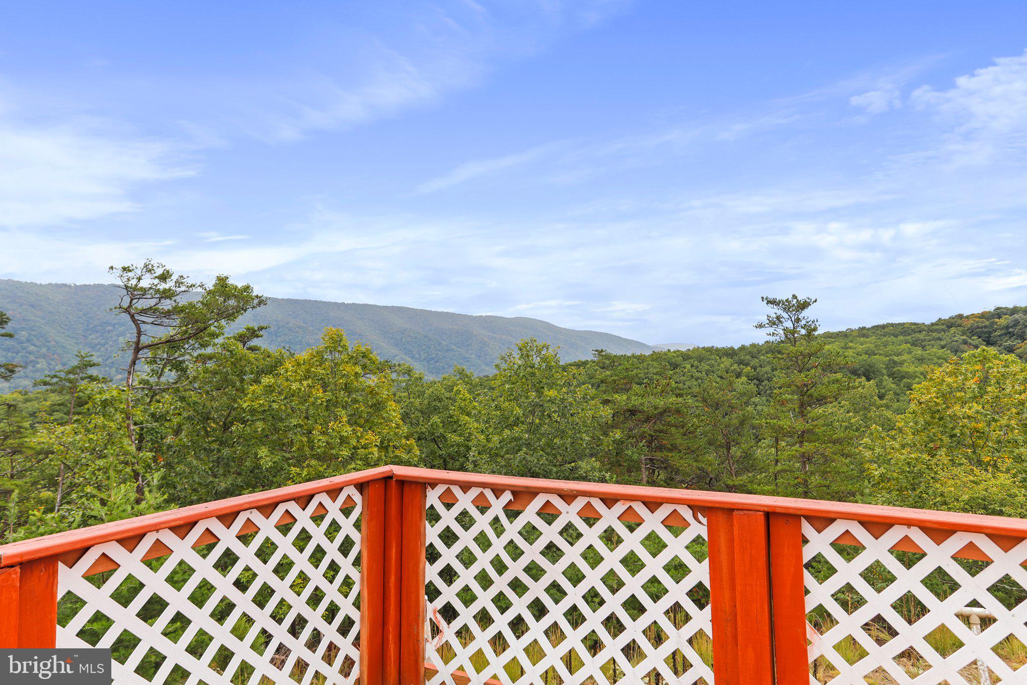 WHITETAIL RIDGE SUBDIV - Residential