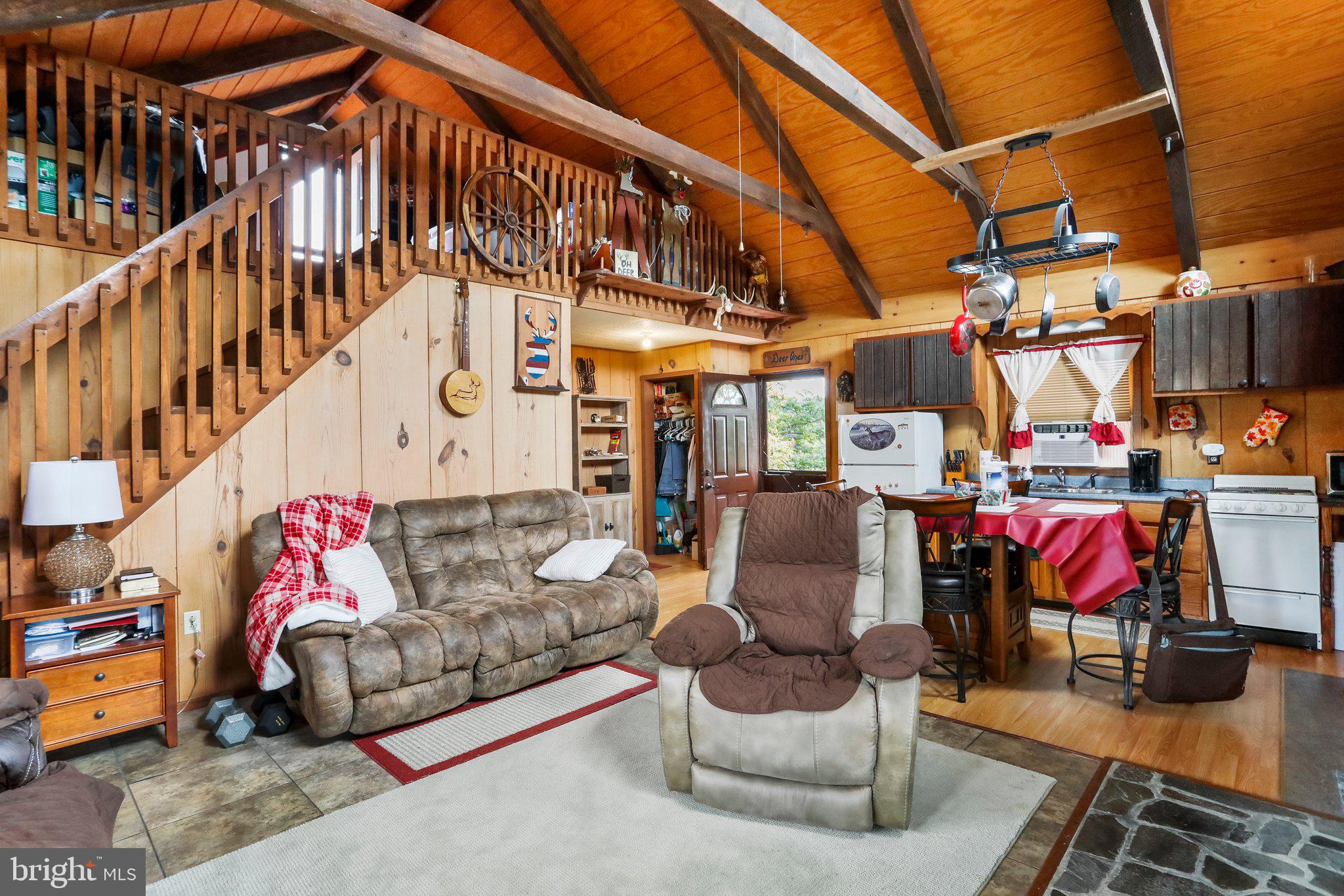 WHITETAIL RIDGE SUBDIV - Residential