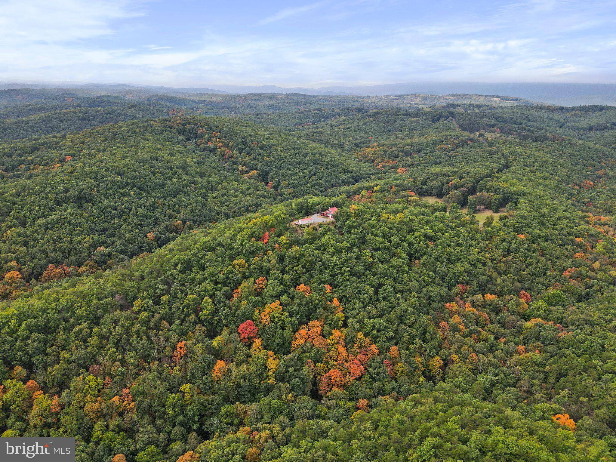WHITETAIL RIDGE SUBDIV - Residential