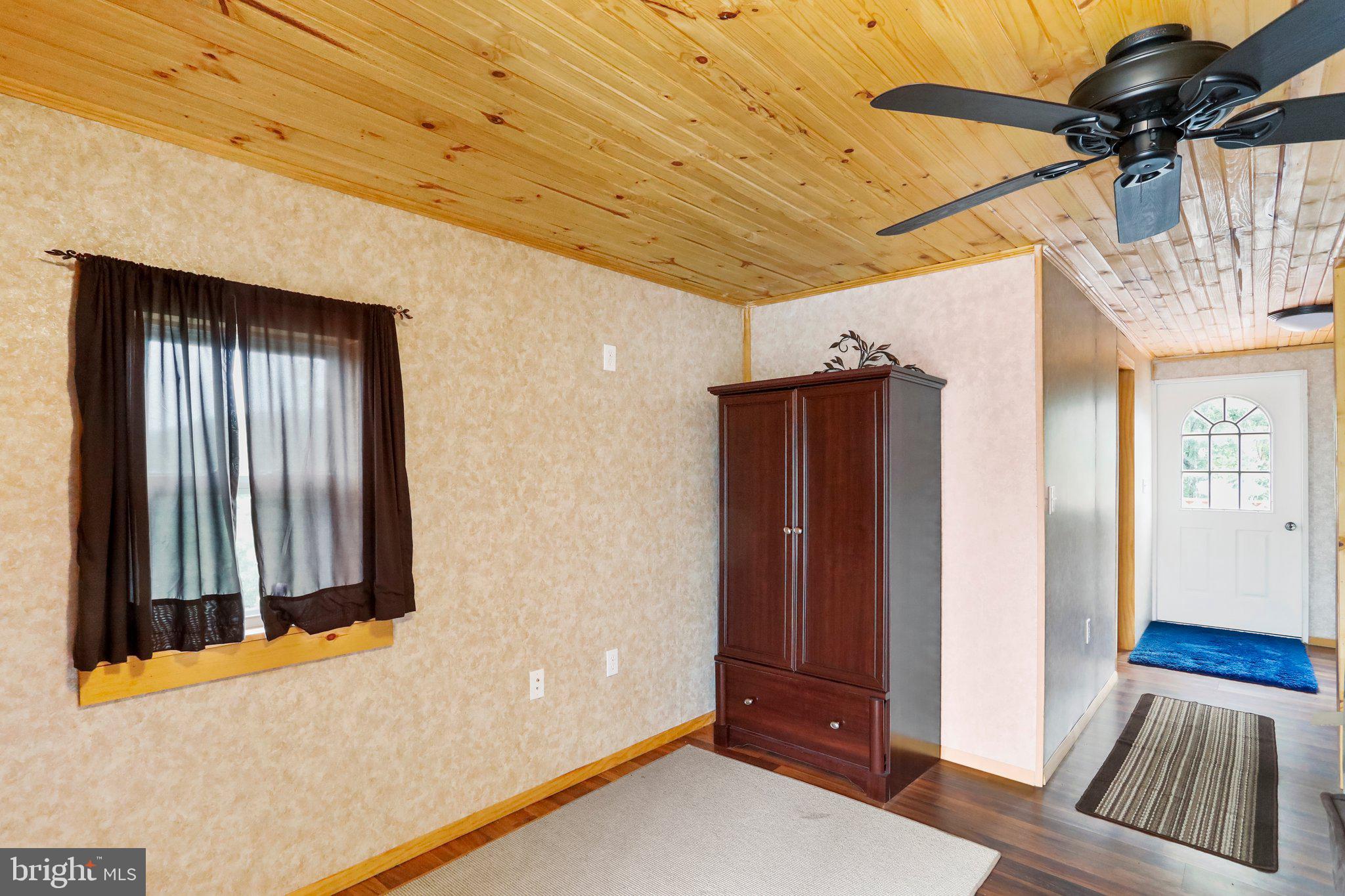 WHITETAIL RIDGE SUBDIV - Residential