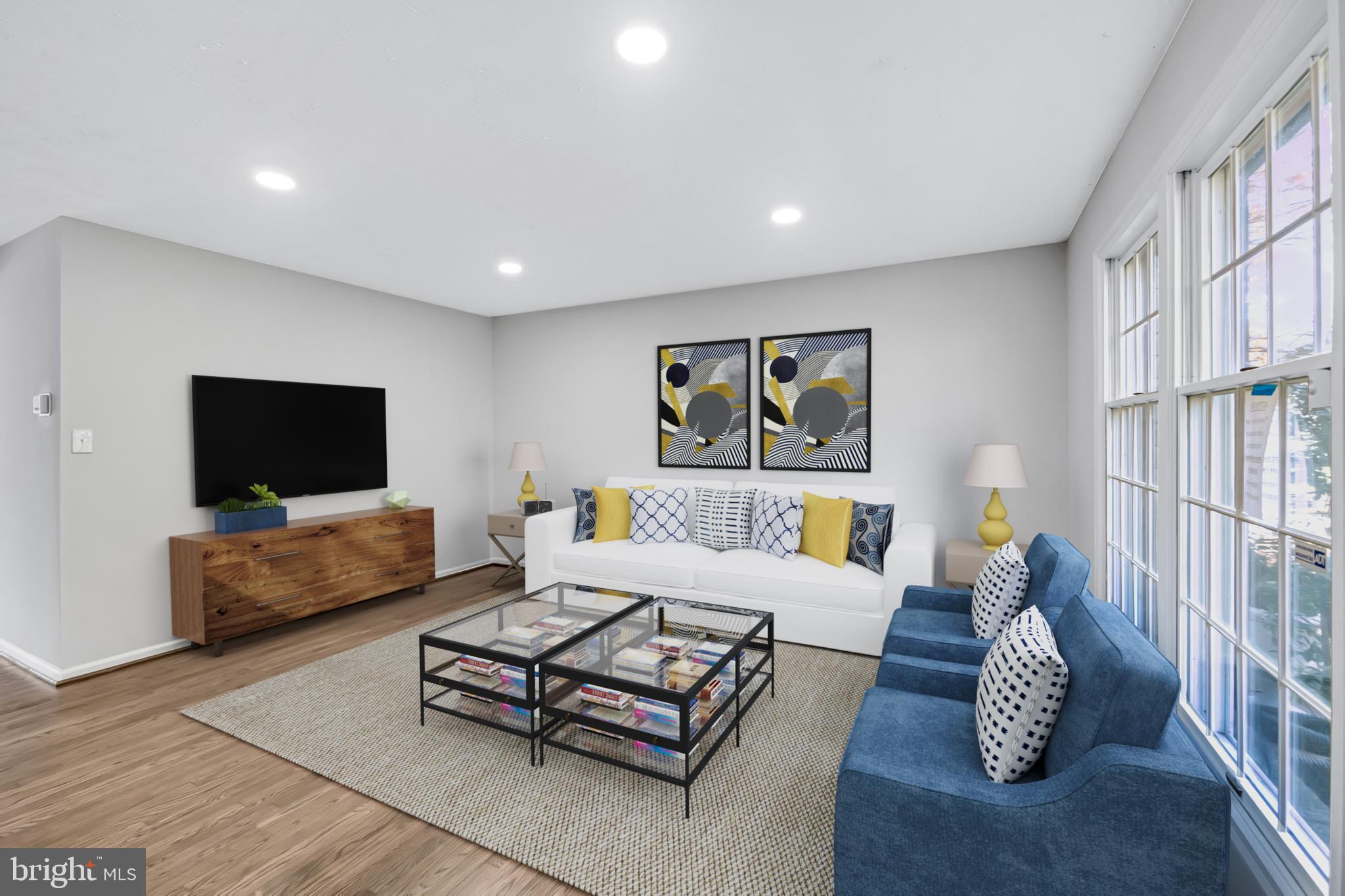 GUNNERS LAKE VILLAGE - Residential