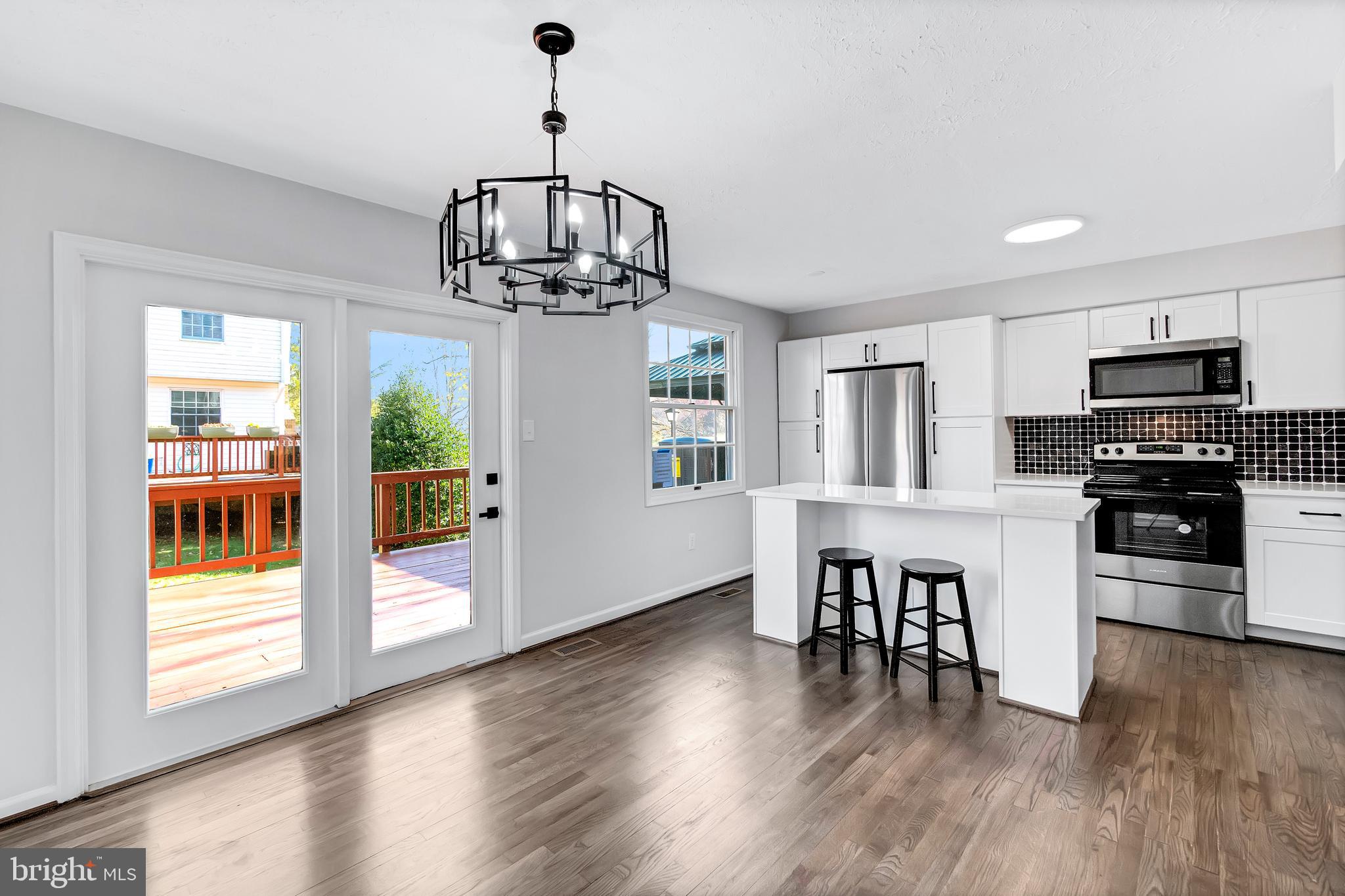 GUNNERS LAKE VILLAGE - Residential