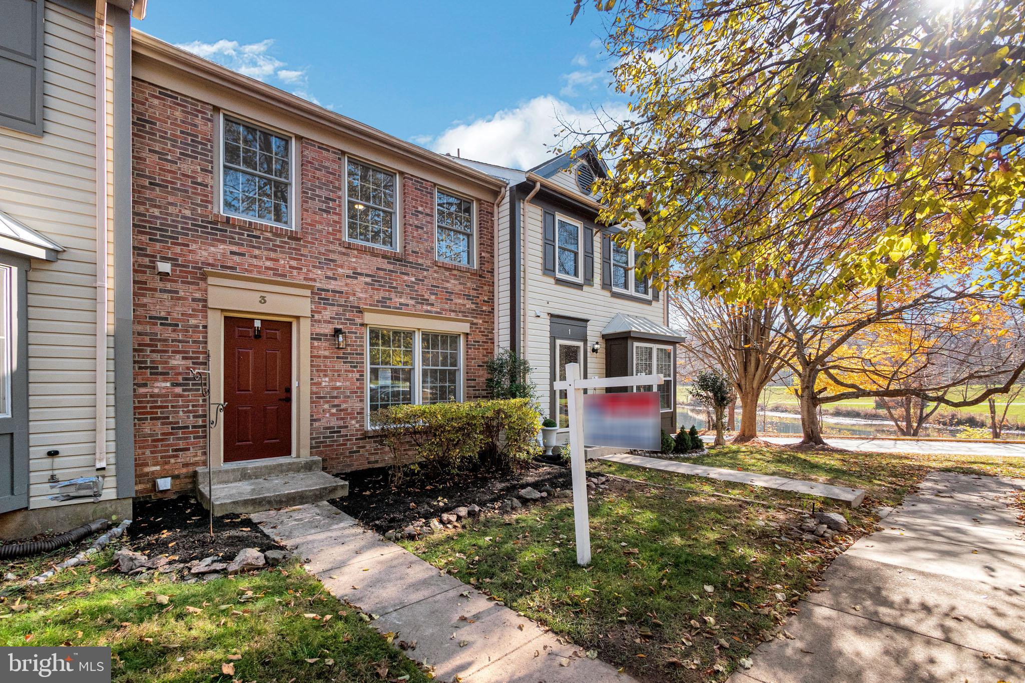 GUNNERS LAKE VILLAGE - Residential