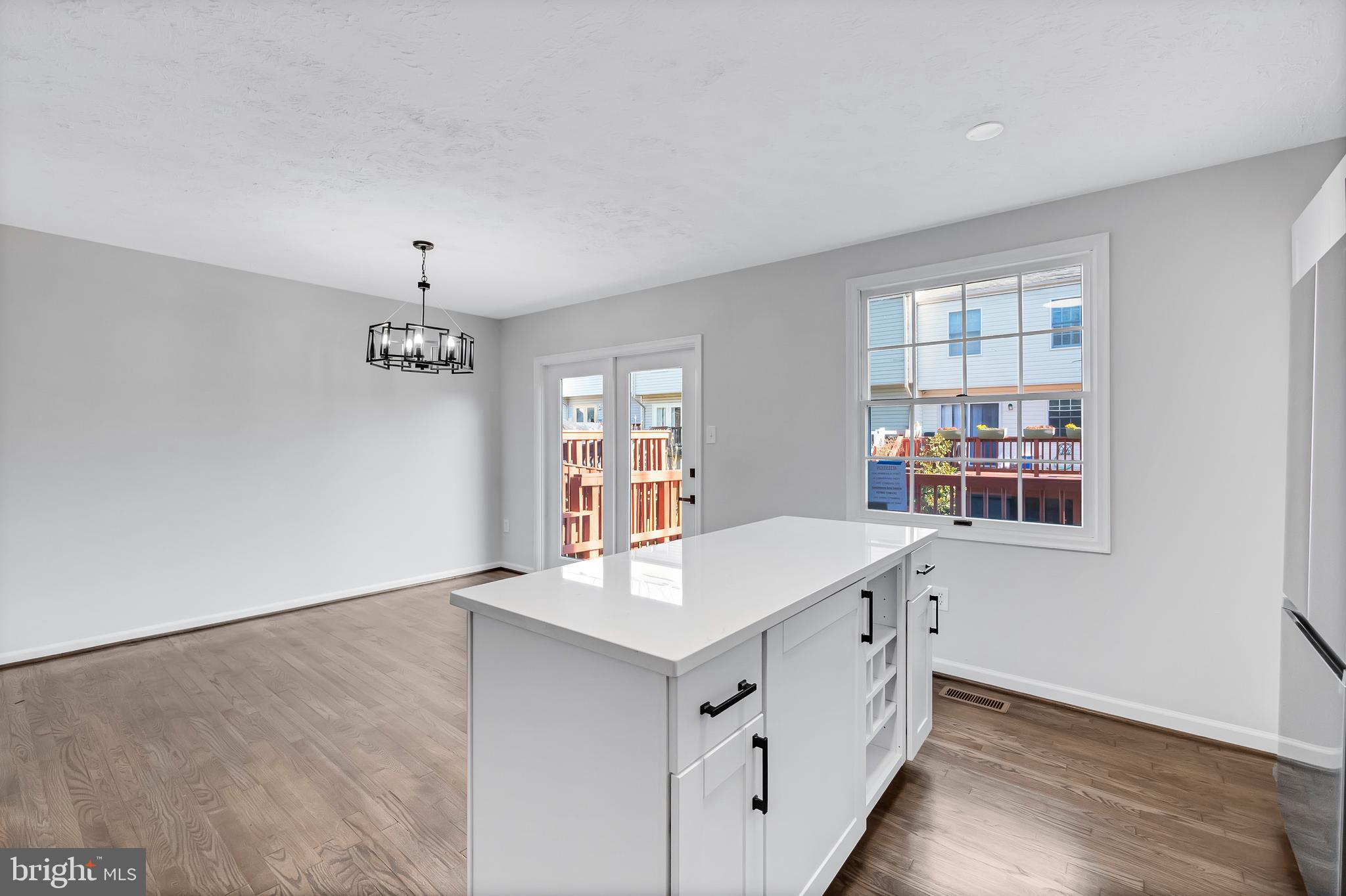 GUNNERS LAKE VILLAGE - Residential