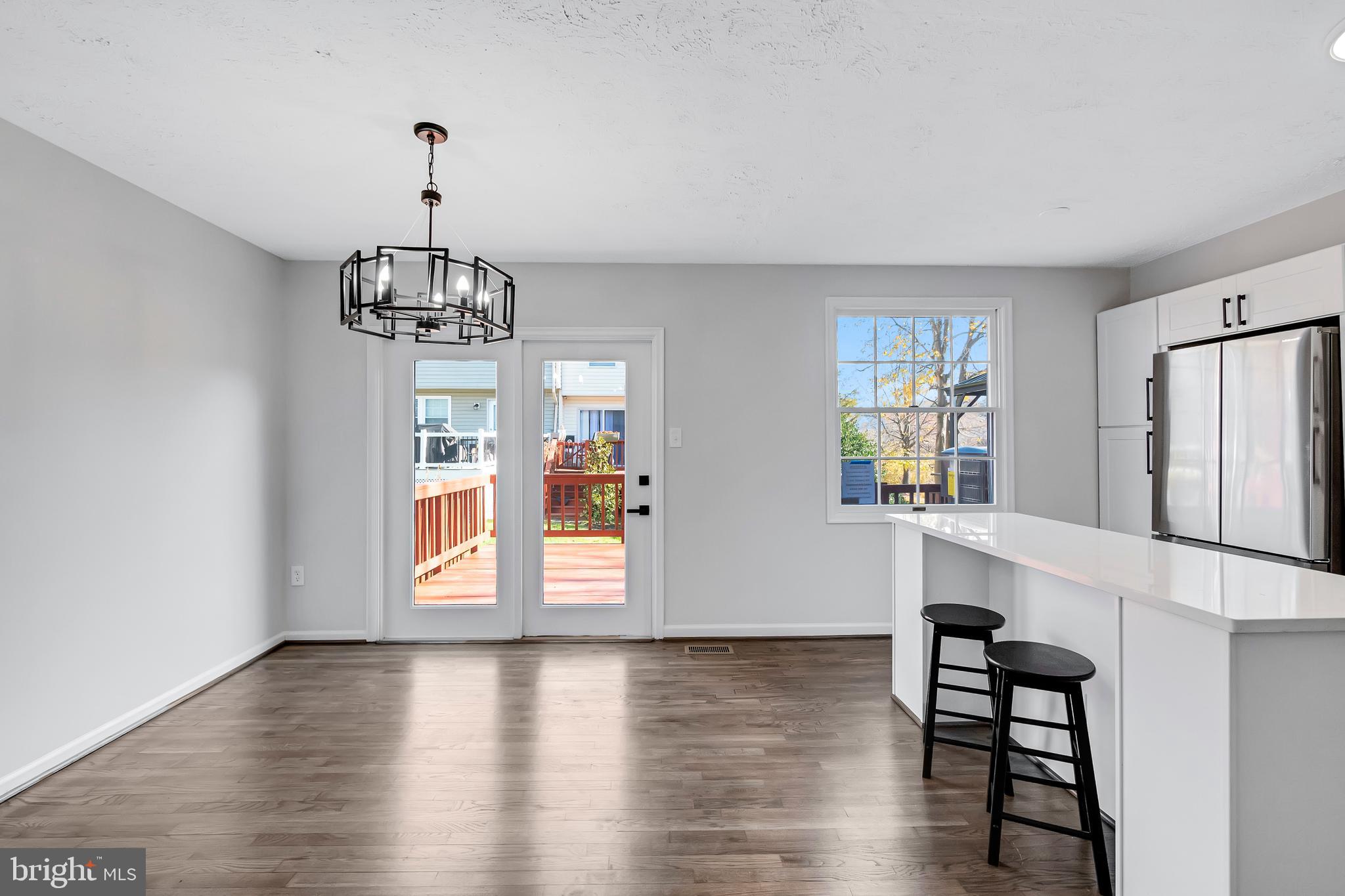 GUNNERS LAKE VILLAGE - Residential