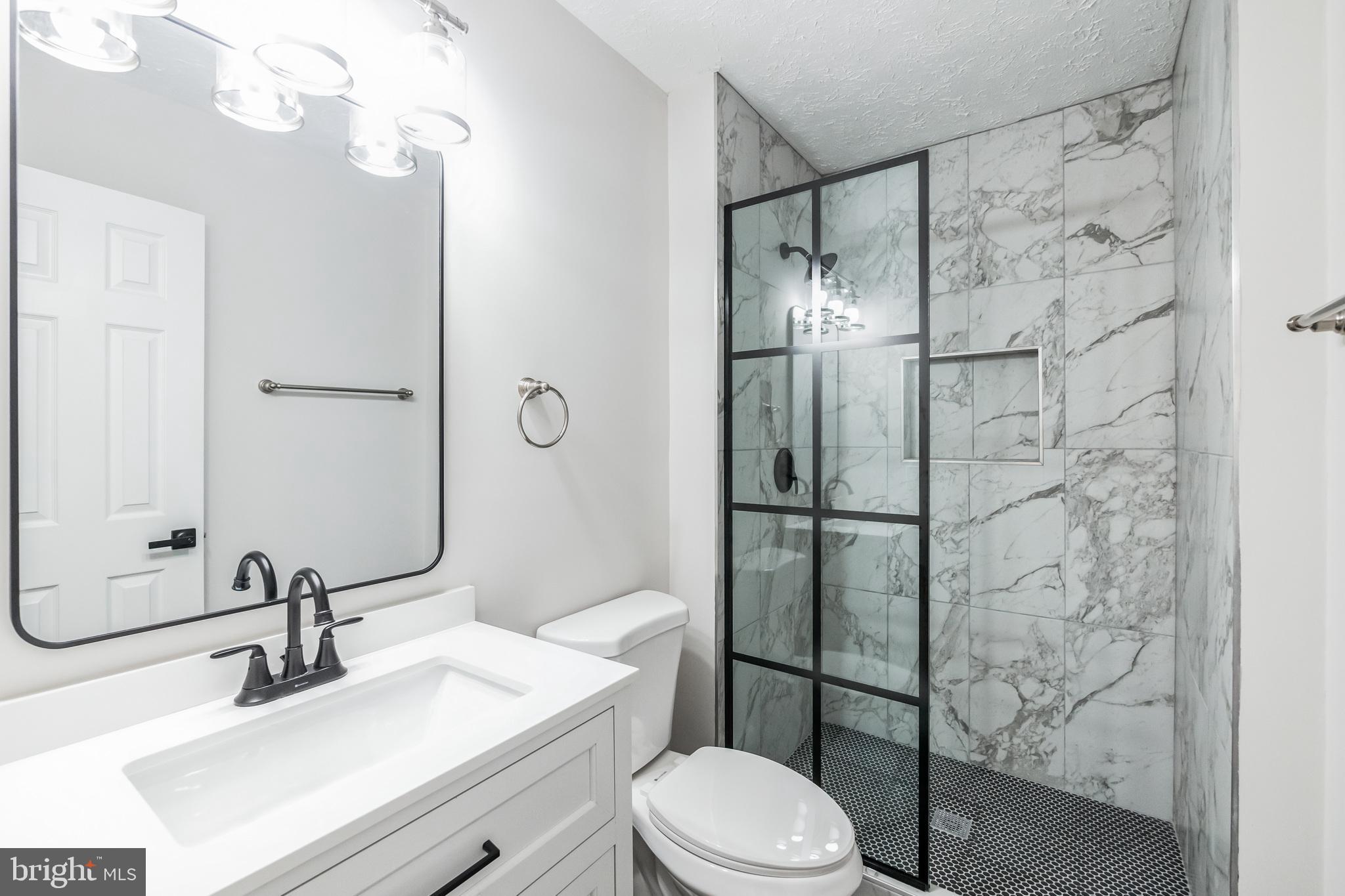 GUNNERS LAKE VILLAGE - Residential