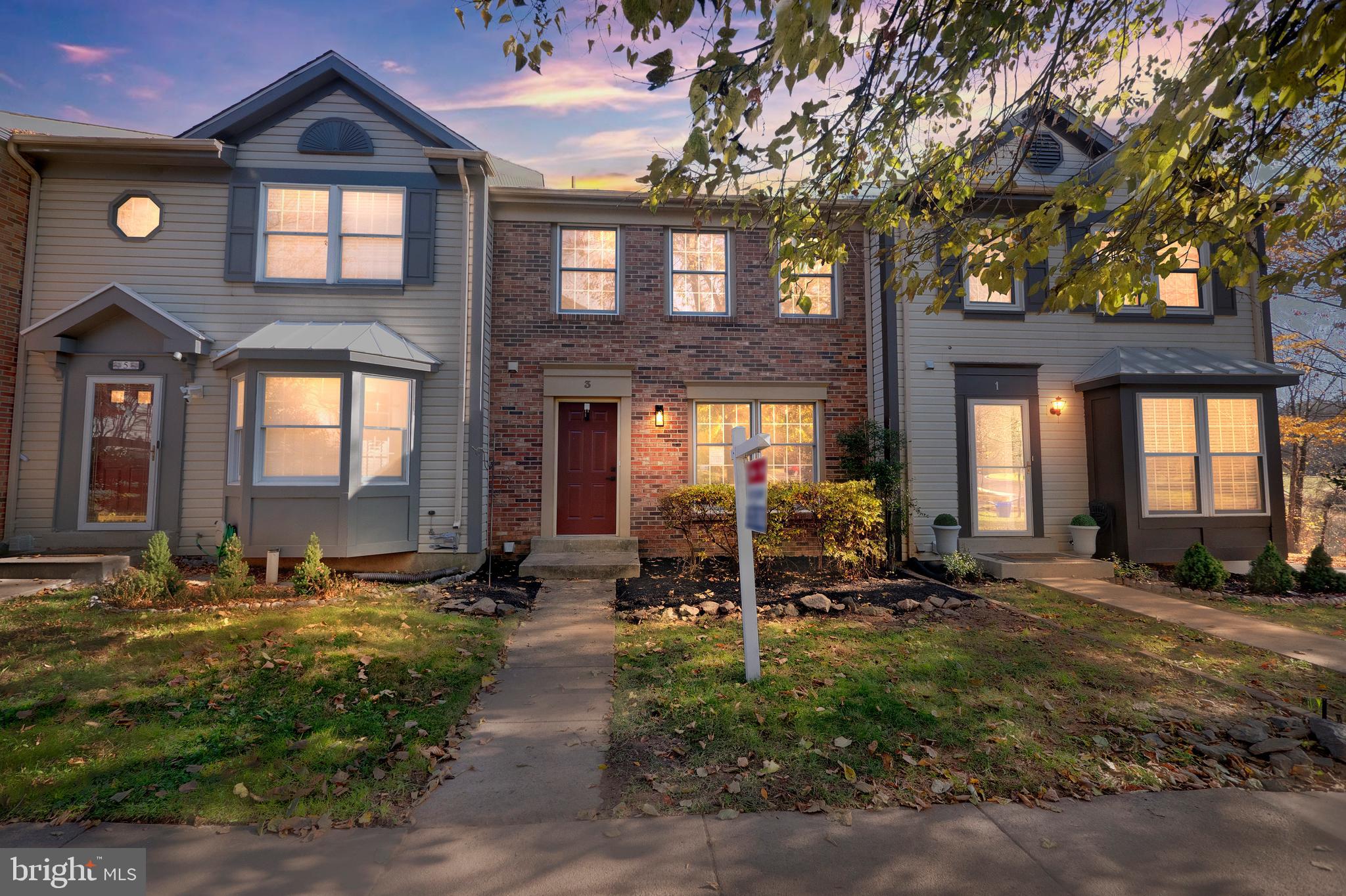 GUNNERS LAKE VILLAGE - Residential