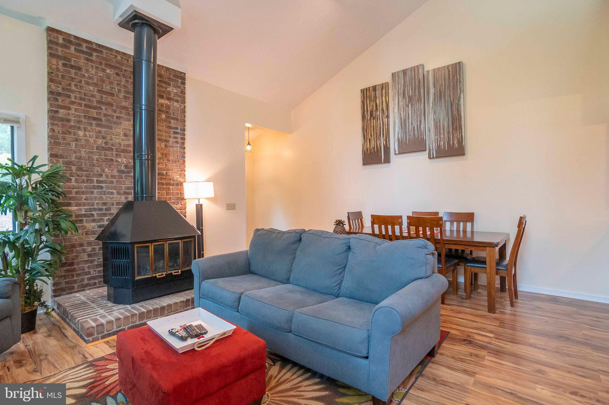 LAKEVIEW - Residential