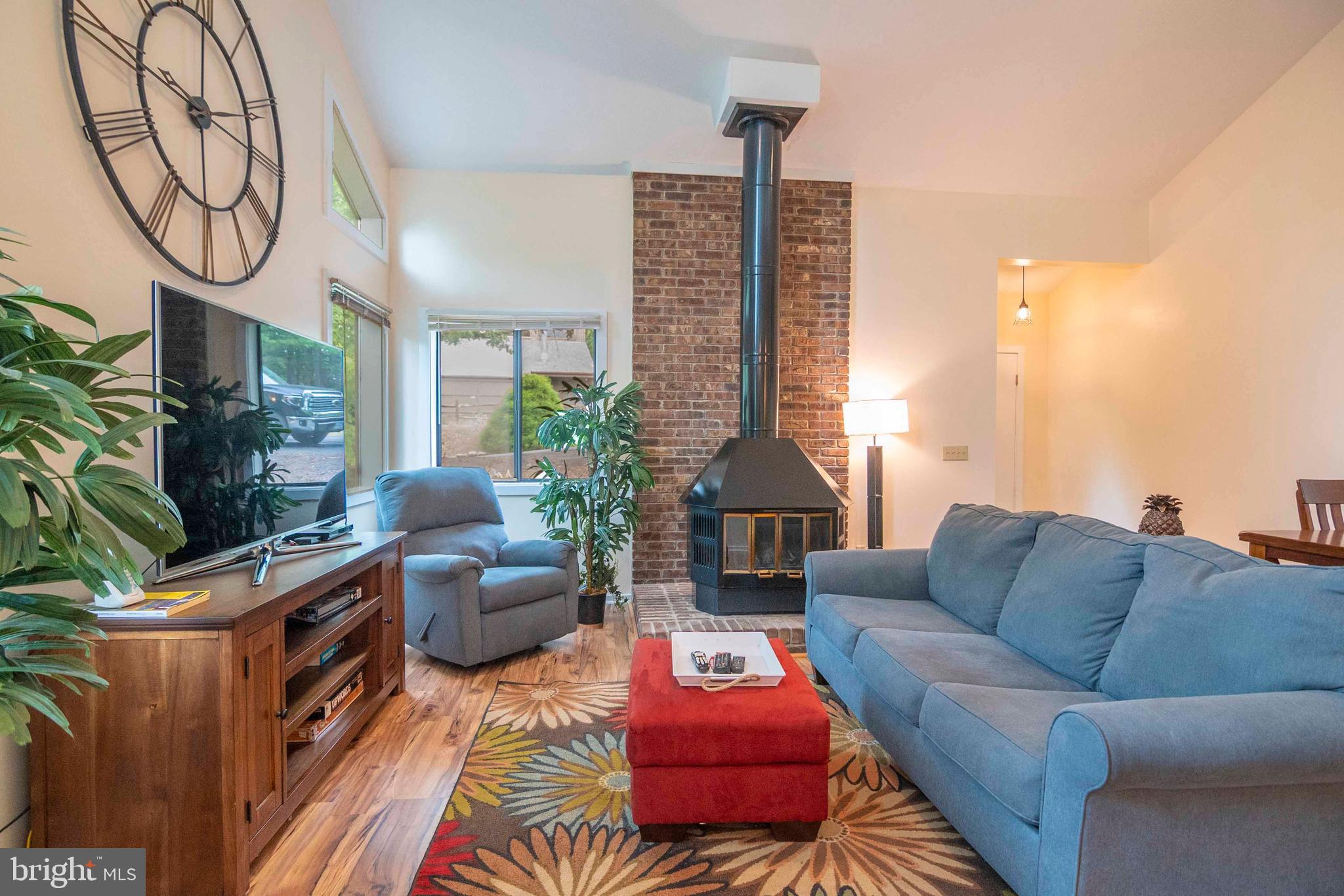 LAKEVIEW - Residential