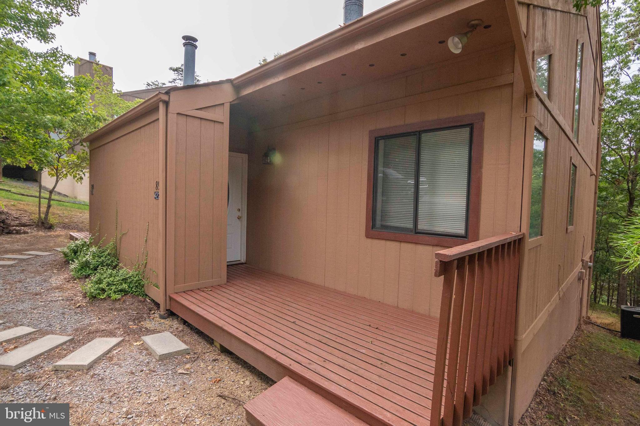 LAKEVIEW - Residential