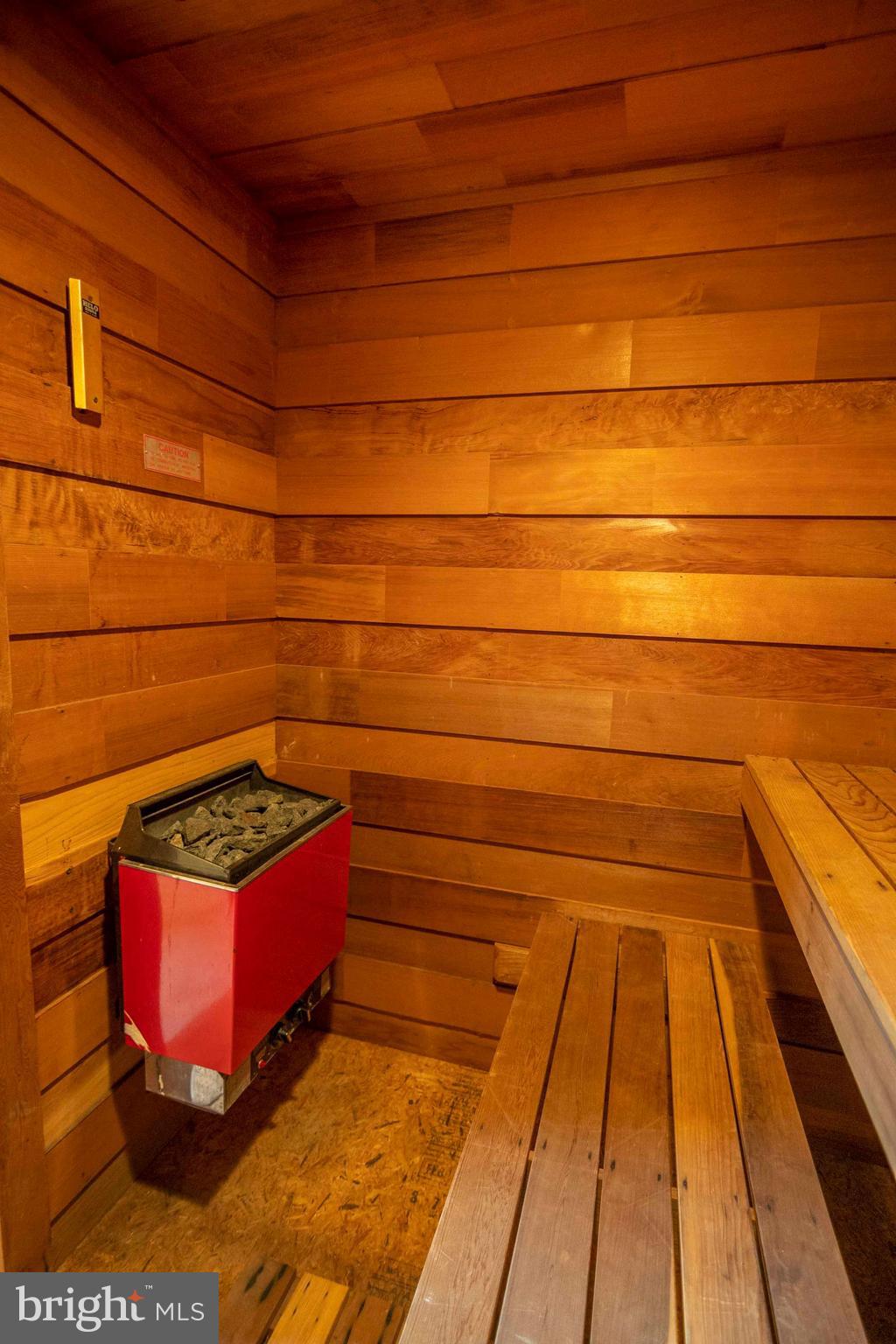 LAKEVIEW - Residential