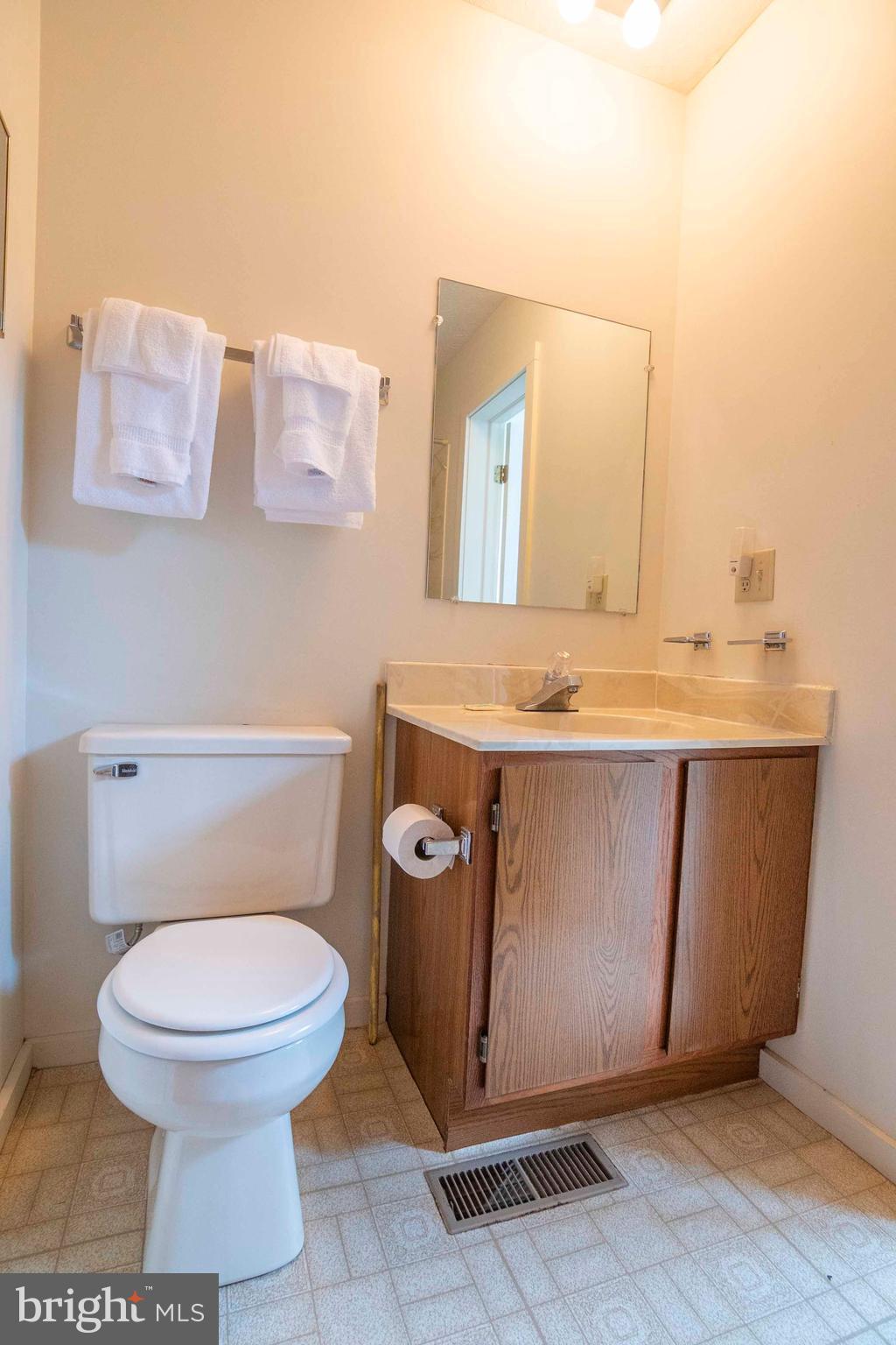 LAKEVIEW - Residential