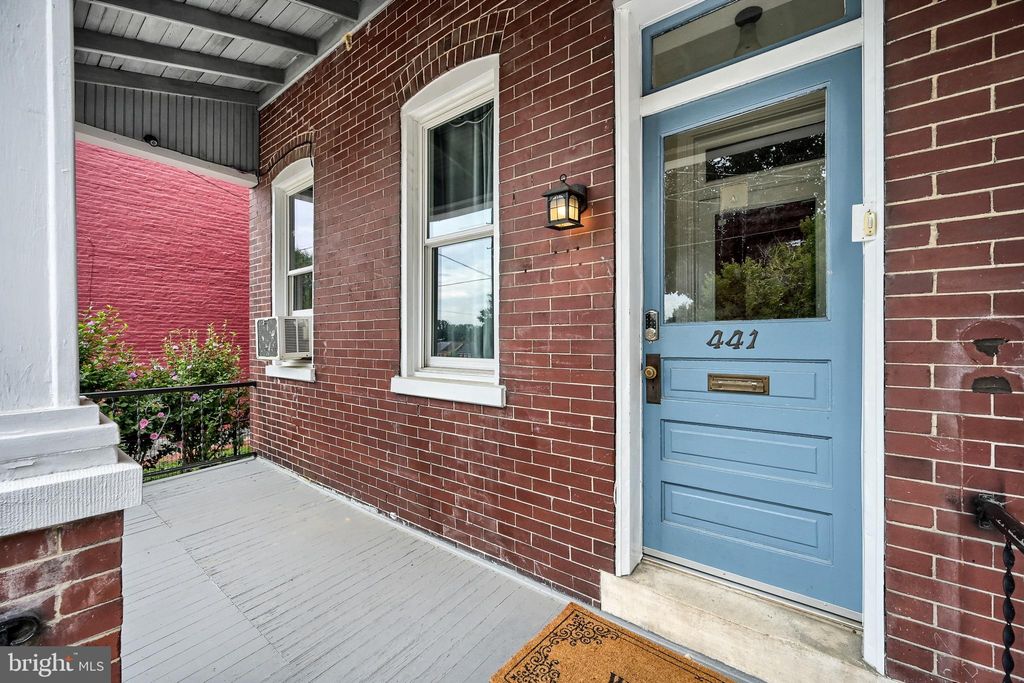 Photo of 441 SAINT JOSEPH ST, LANCASTER, PA 17603 (MLS # PALA2022648)