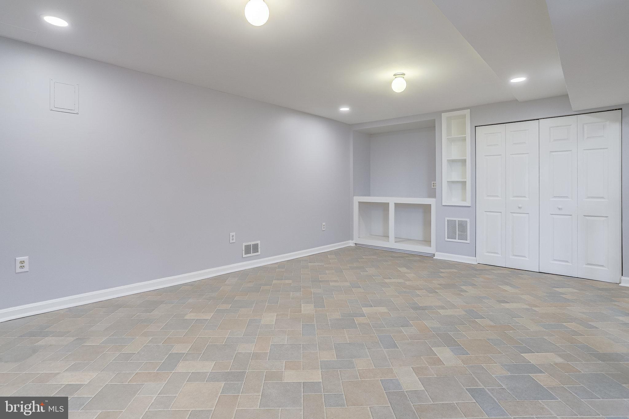 OLNEY PARK - Residential Lease