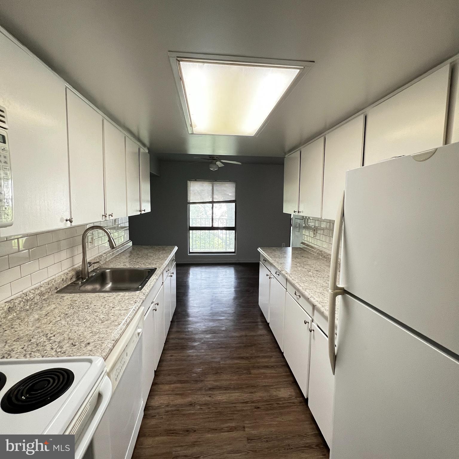 HERITAGE GREEN - Residential Lease