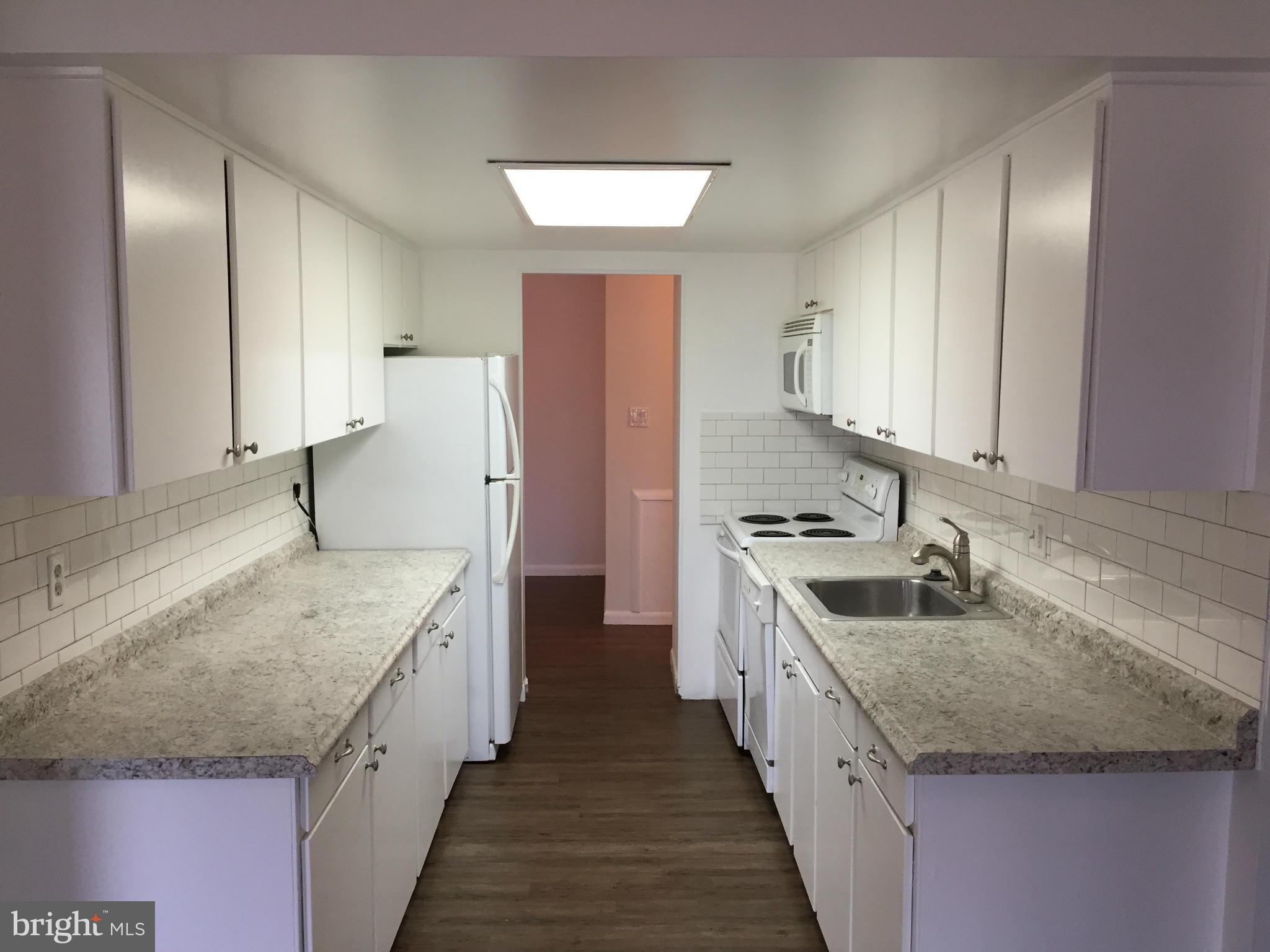 HERITAGE GREEN - Residential Lease