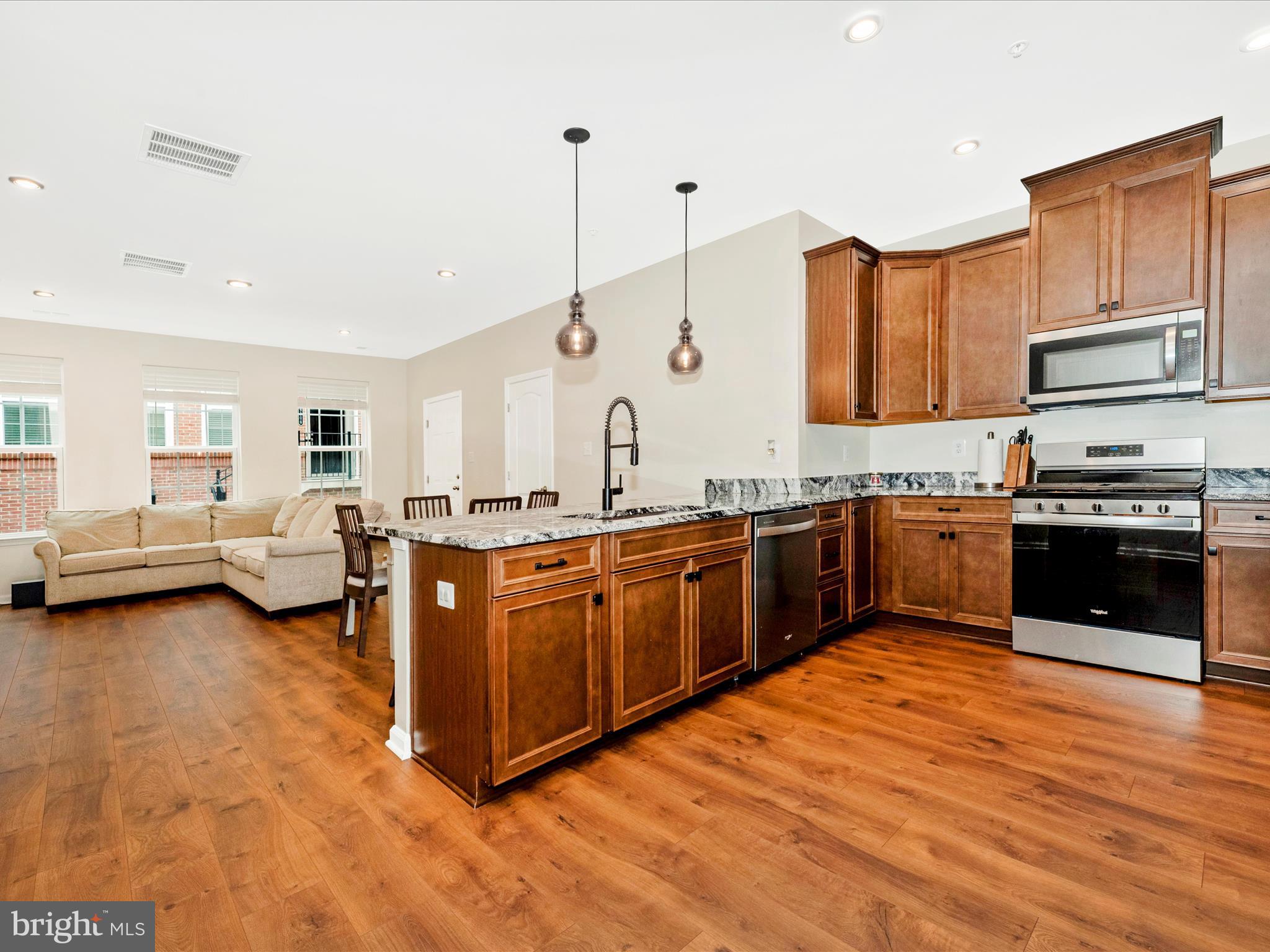 BALLARD GREEN - Residential