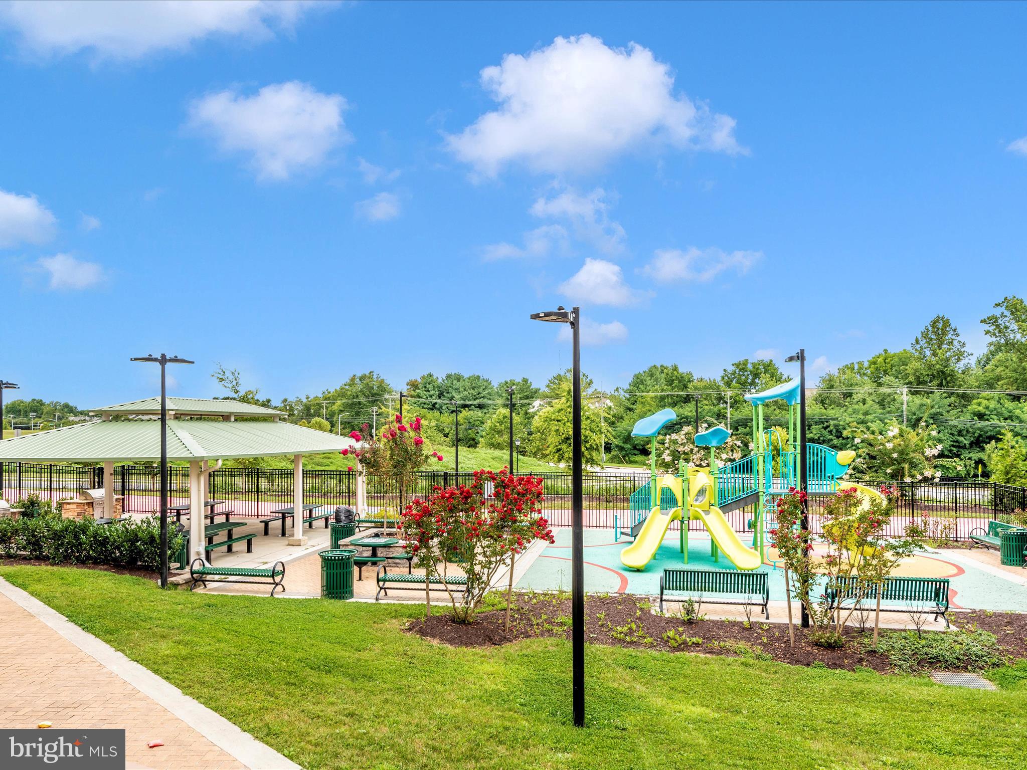 BALLARD GREEN - Residential