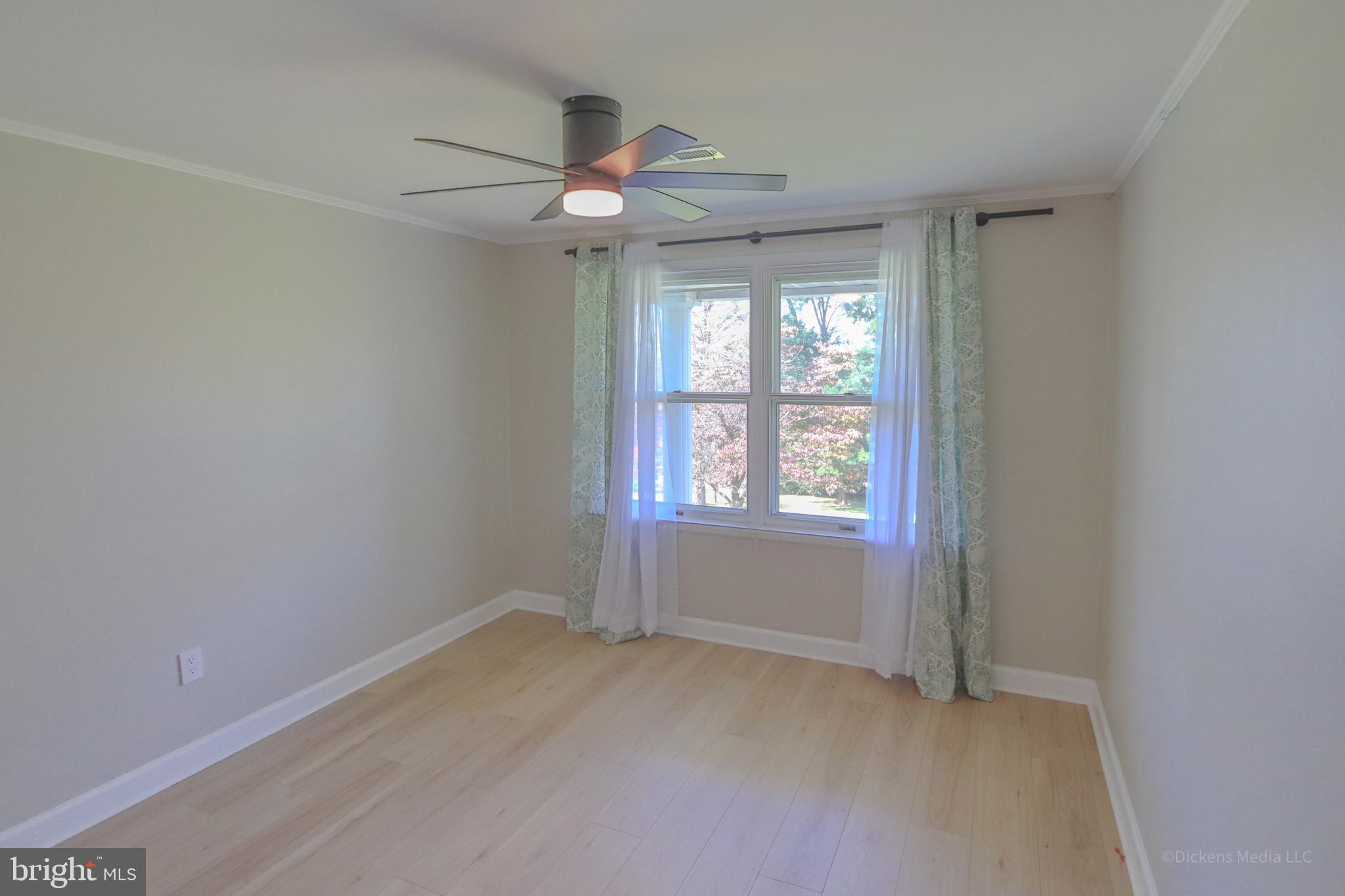 WELLER ESTATES - Residential