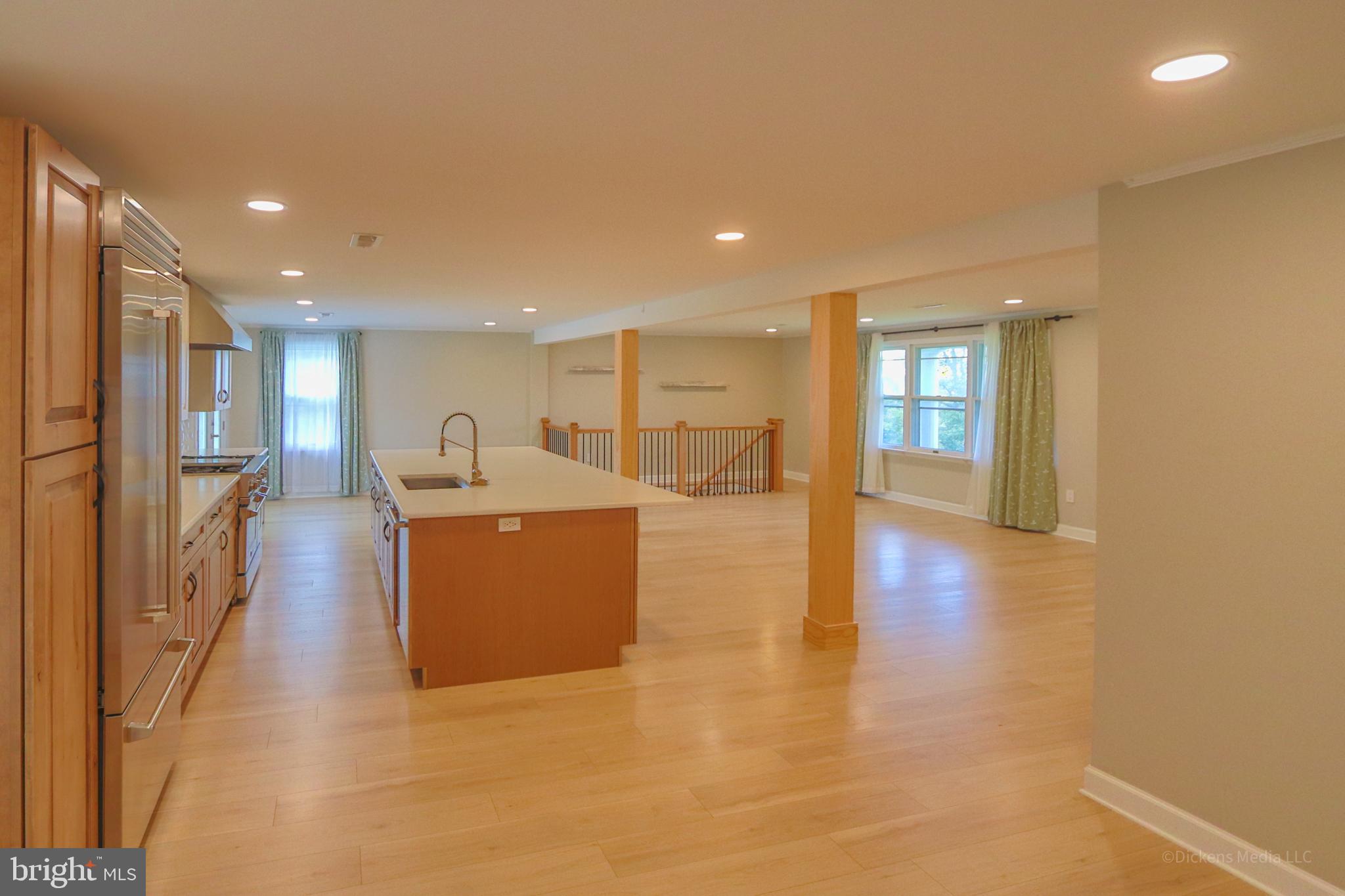 25 JOHN OWINGS ROAD