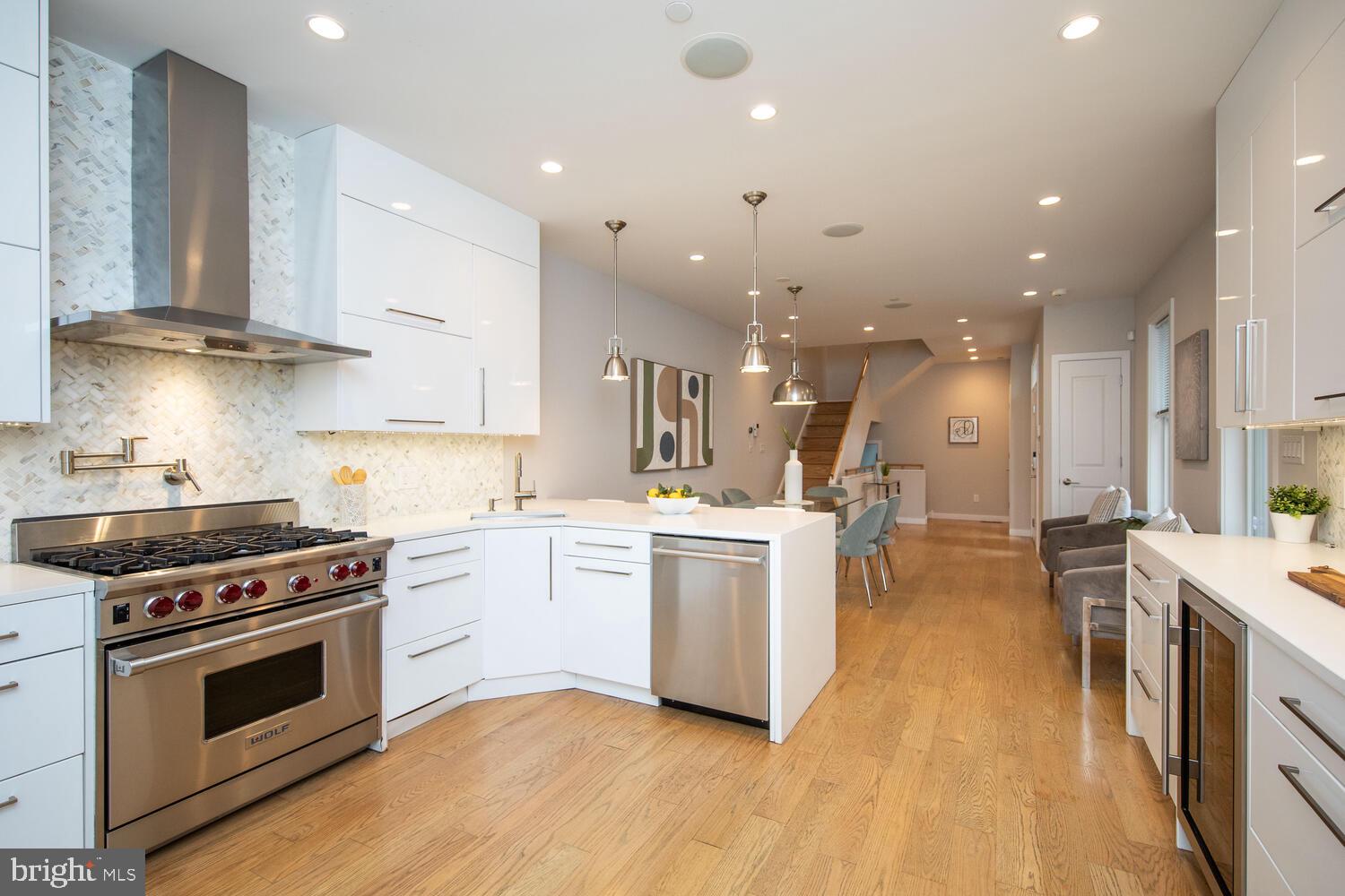 BELLA VISTA - Residential