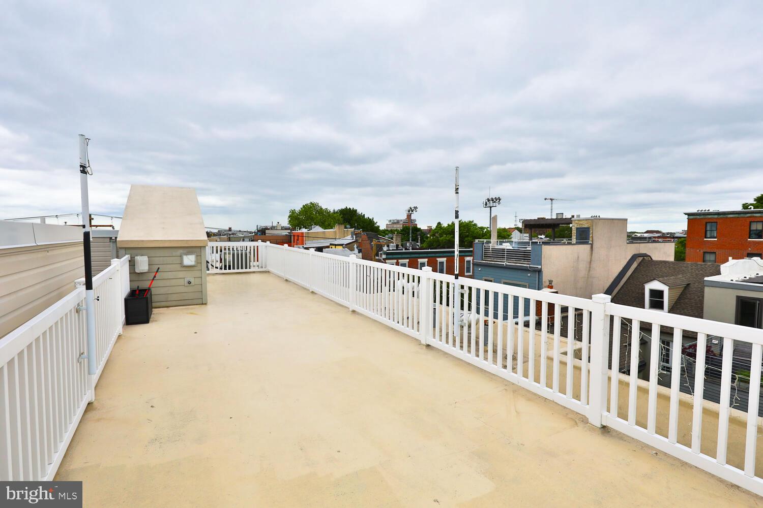 BELLA VISTA - Residential