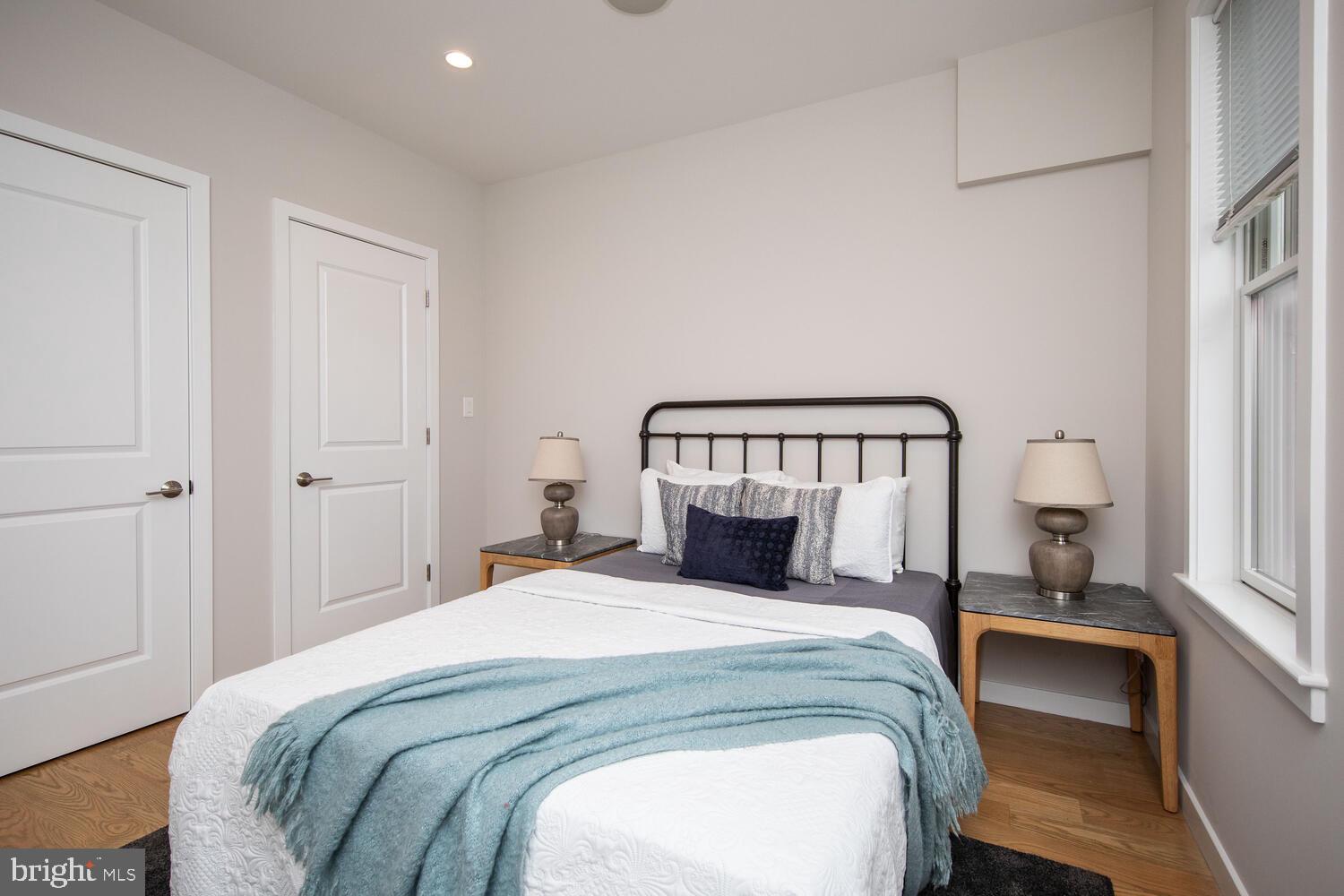 BELLA VISTA - Residential