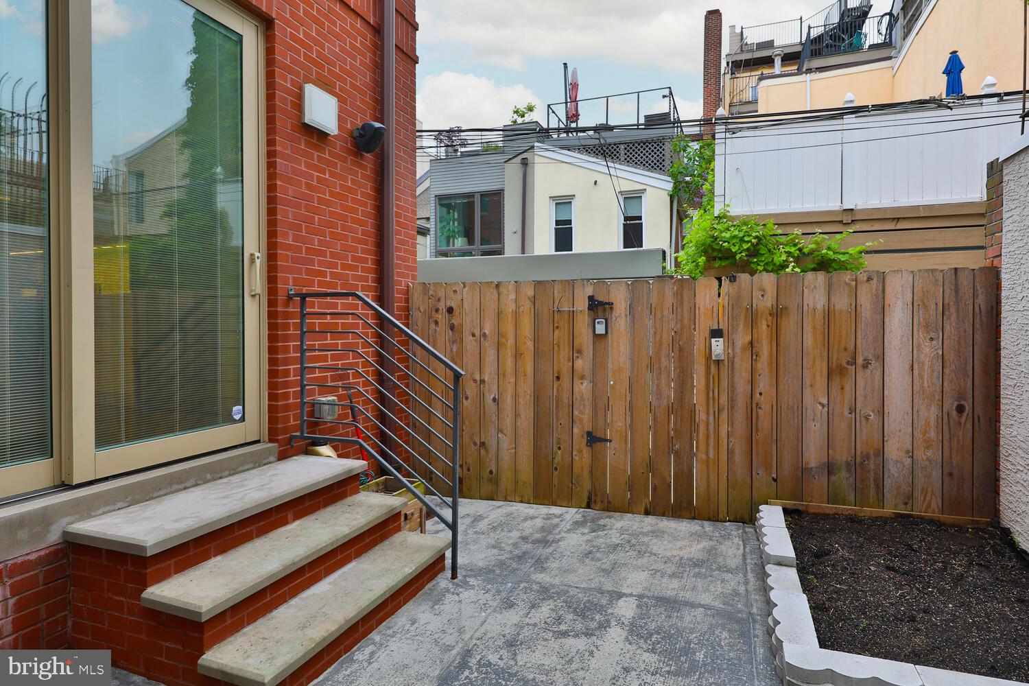 BELLA VISTA - Residential