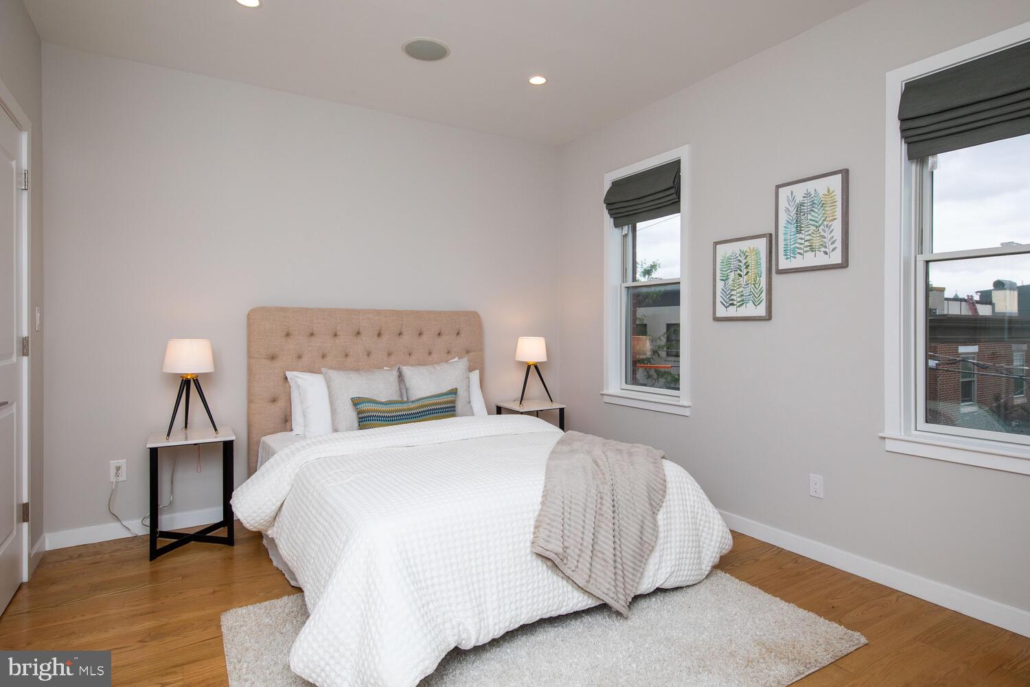 BELLA VISTA - Residential