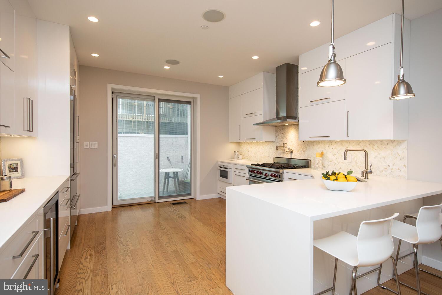 BELLA VISTA - Residential