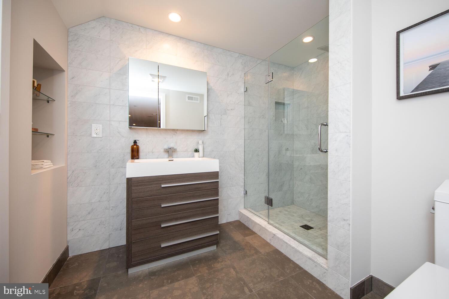 BELLA VISTA - Residential