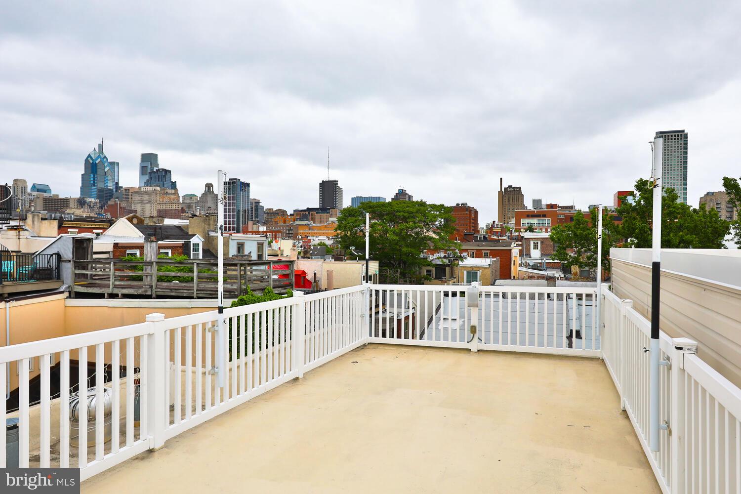 BELLA VISTA - Residential