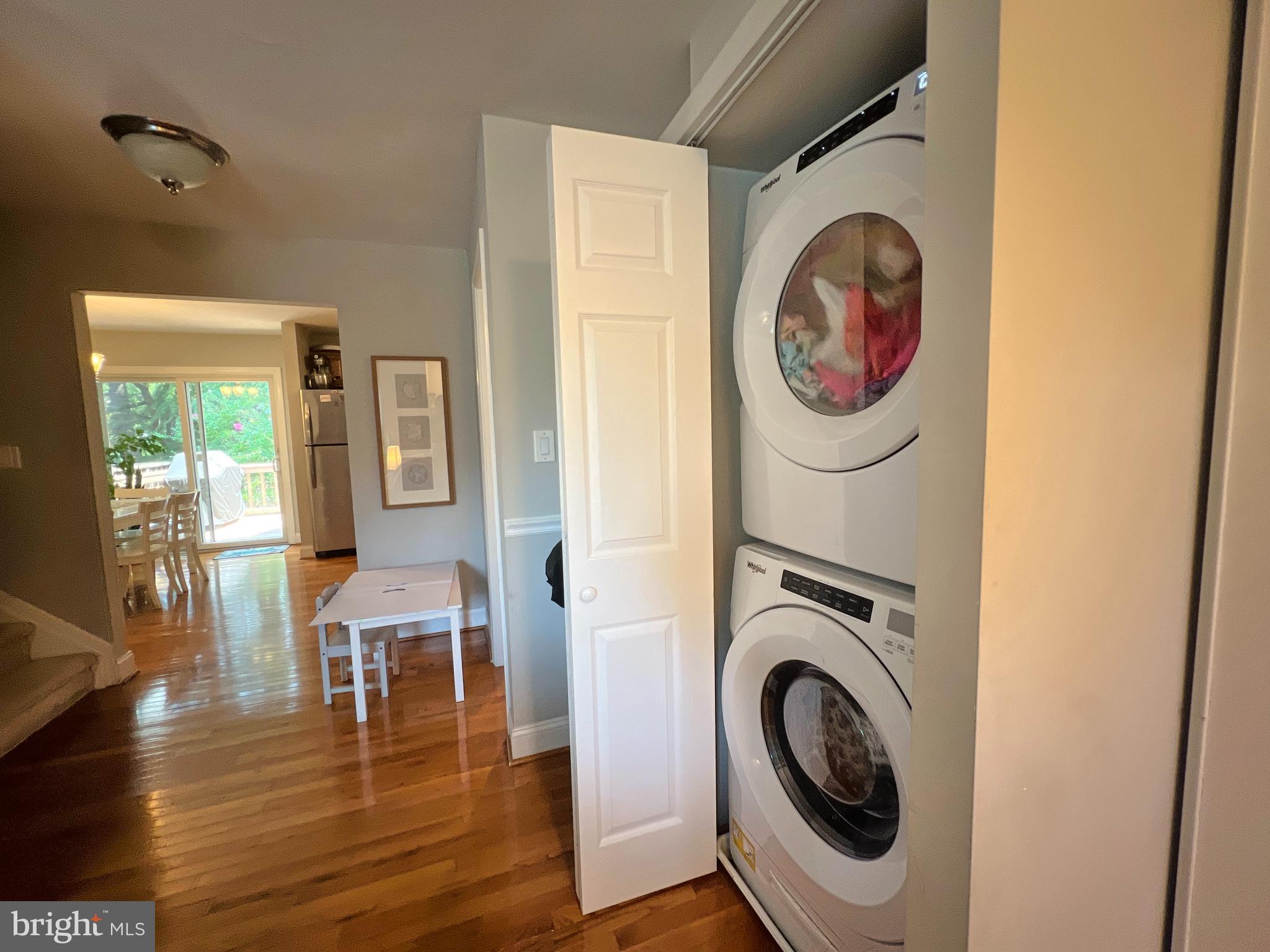 DUMBARTON SQUARE - Residential Lease