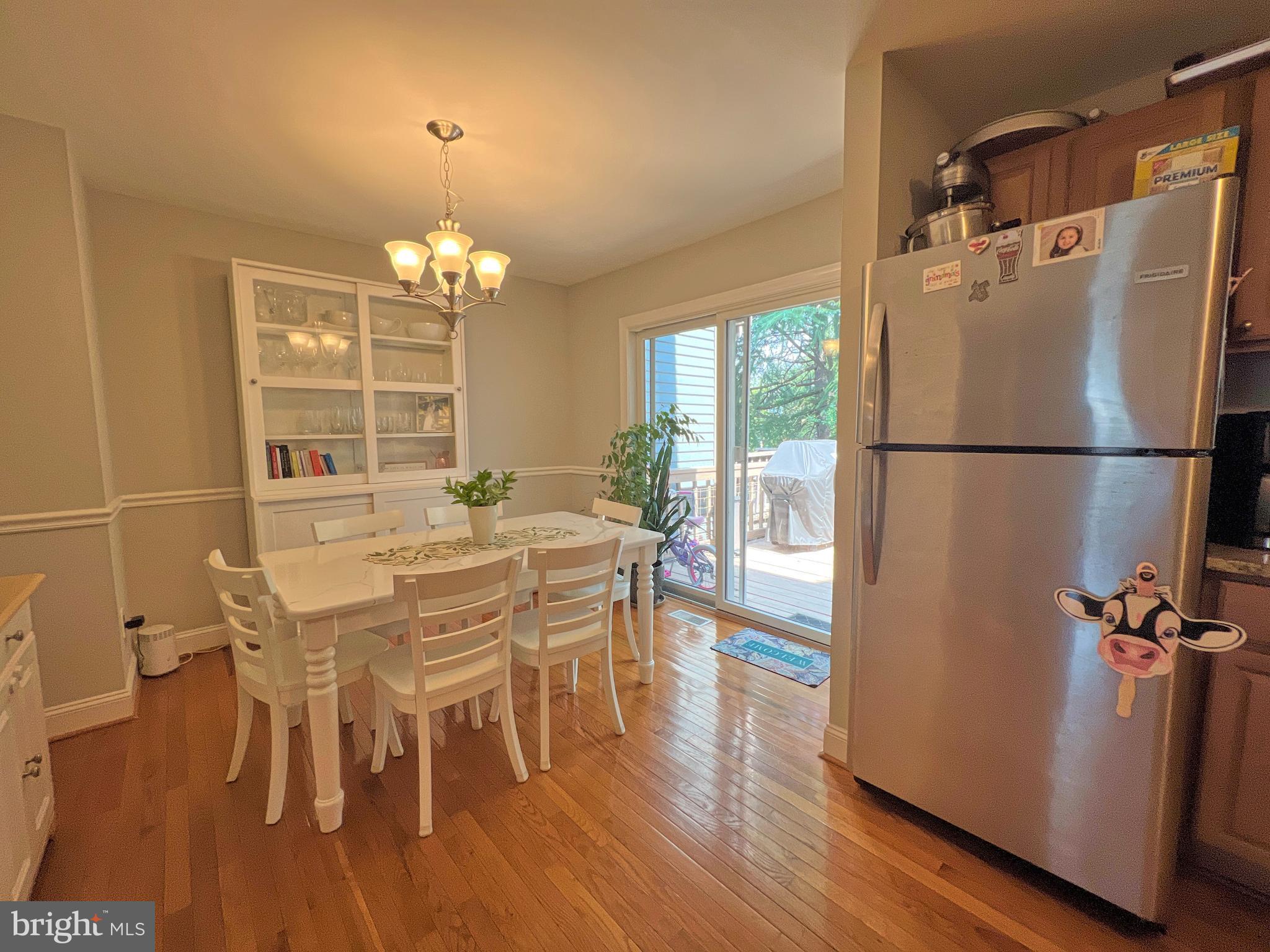 DUMBARTON SQUARE - Residential Lease