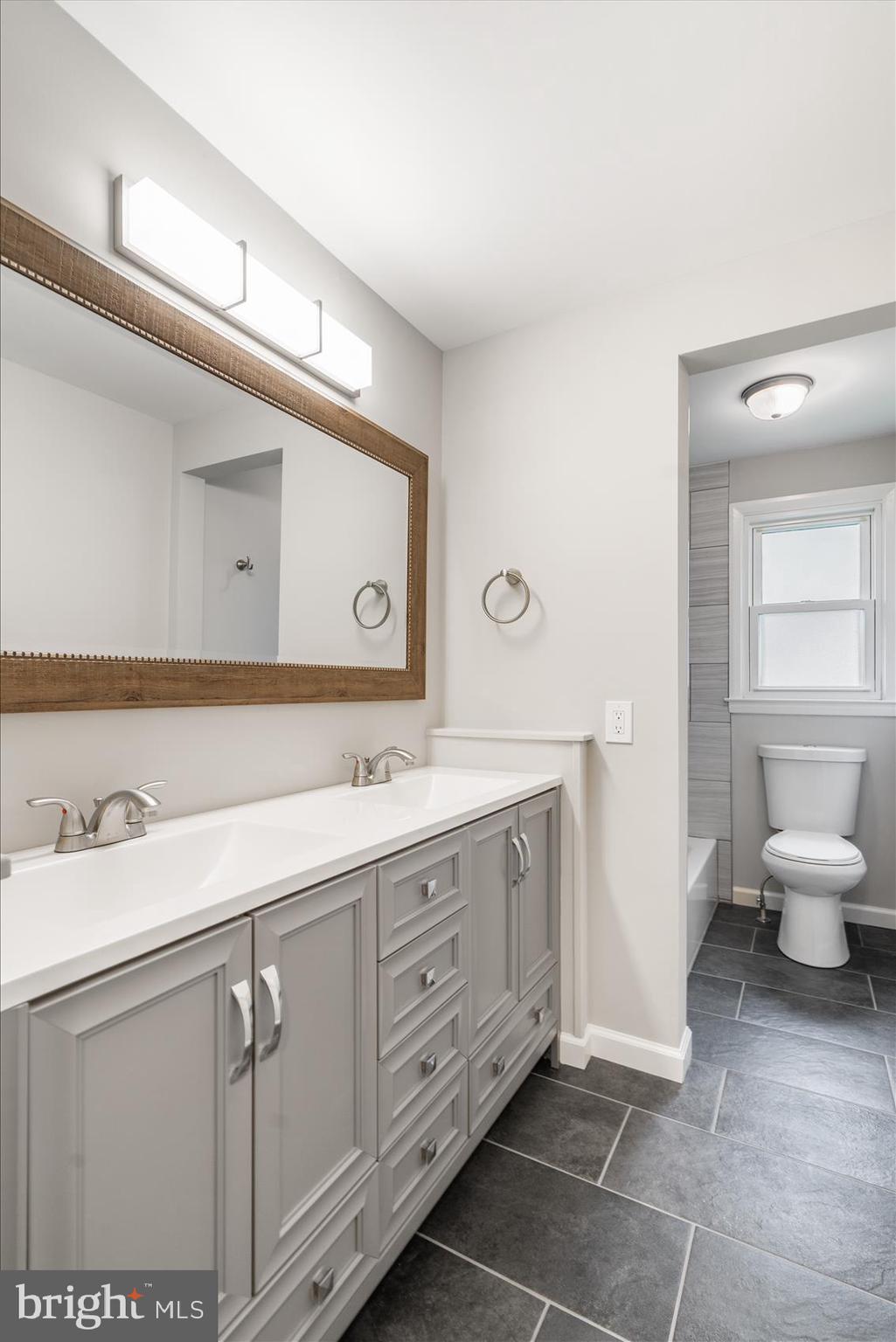 SILVERGATE VILLAGE - Residential