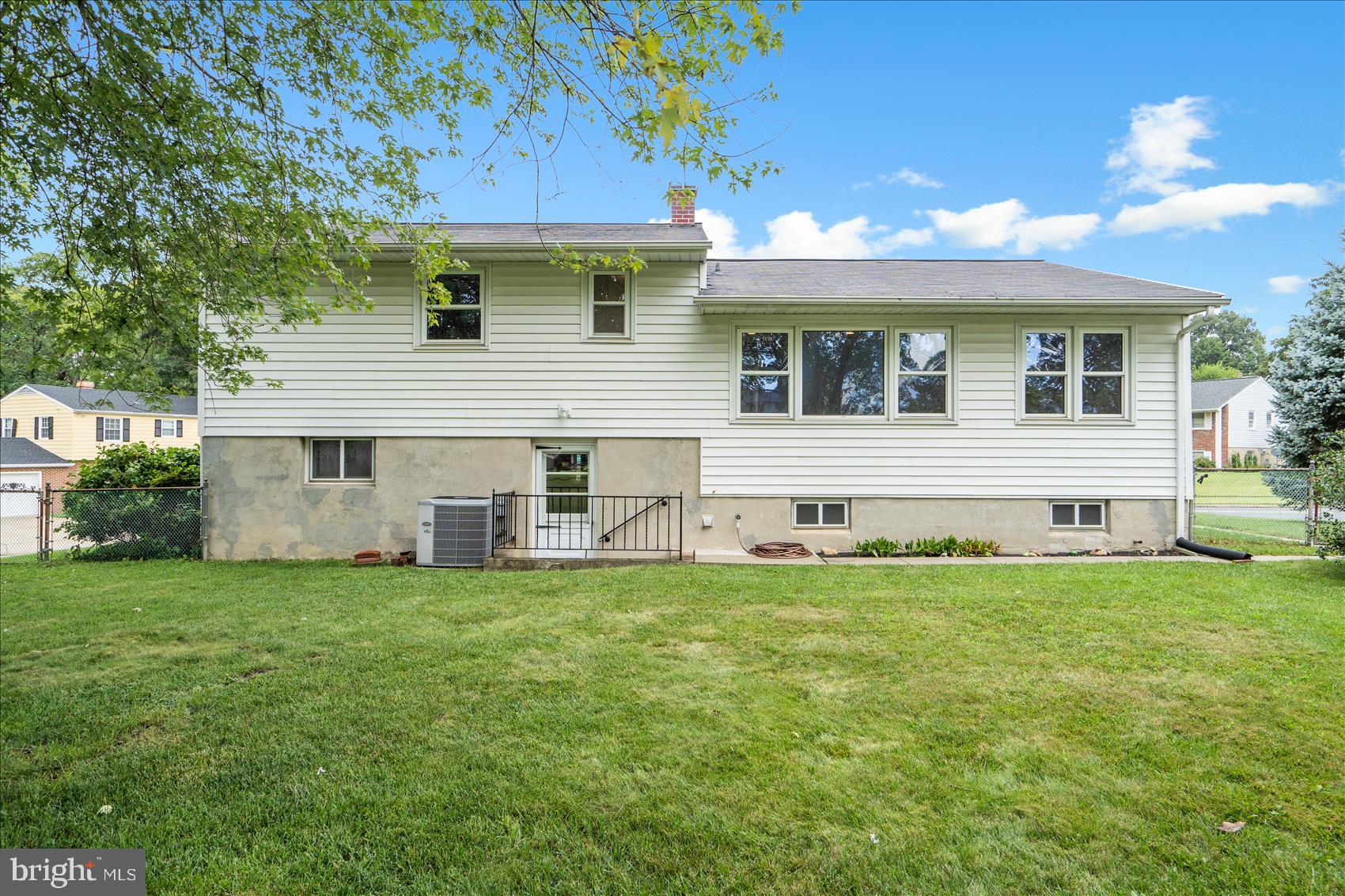 SILVERGATE VILLAGE - Residential