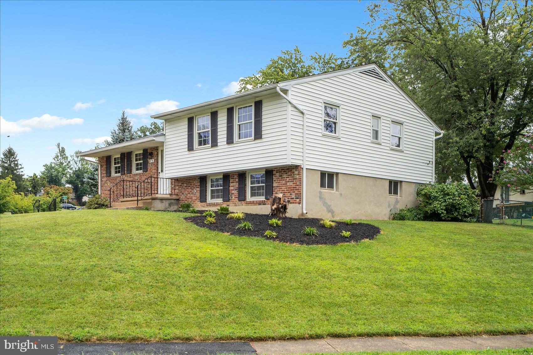 SILVERGATE VILLAGE - Residential